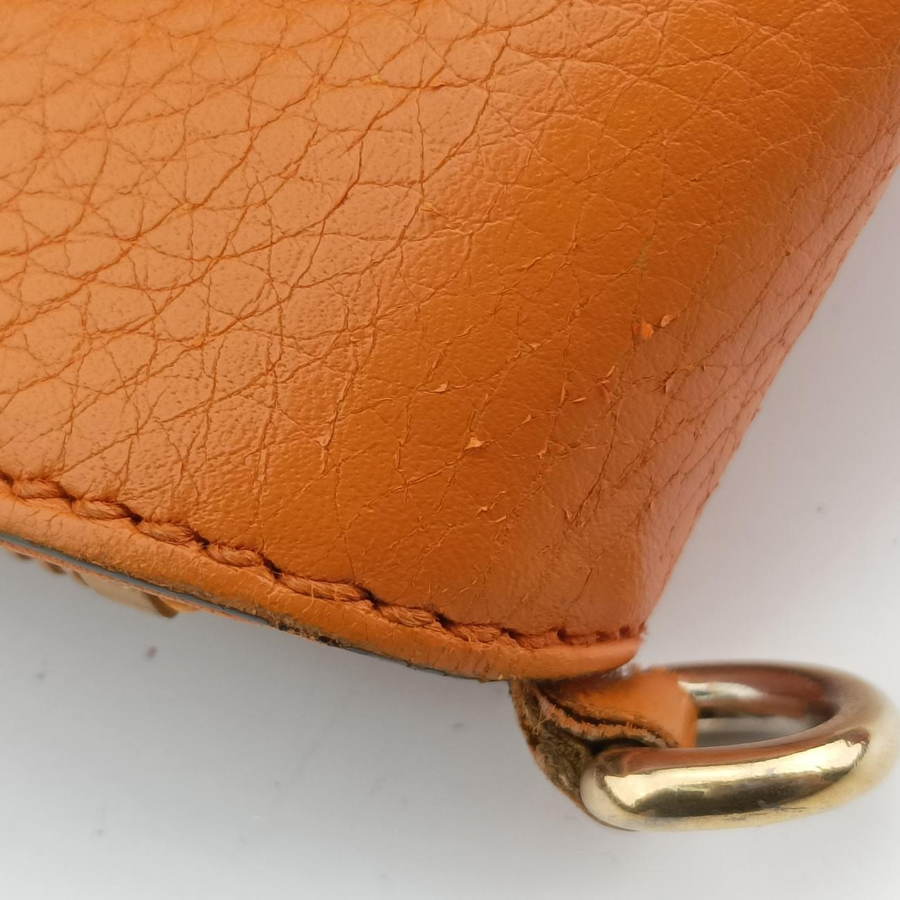 Pre-owned Gucci Soho Yellow Leather 369176 shoulderbag | stylenewstar