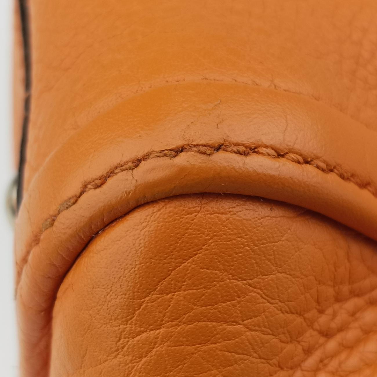 Pre-owned Gucci Soho Yellow Leather 369176 shoulderbag | stylenewstar