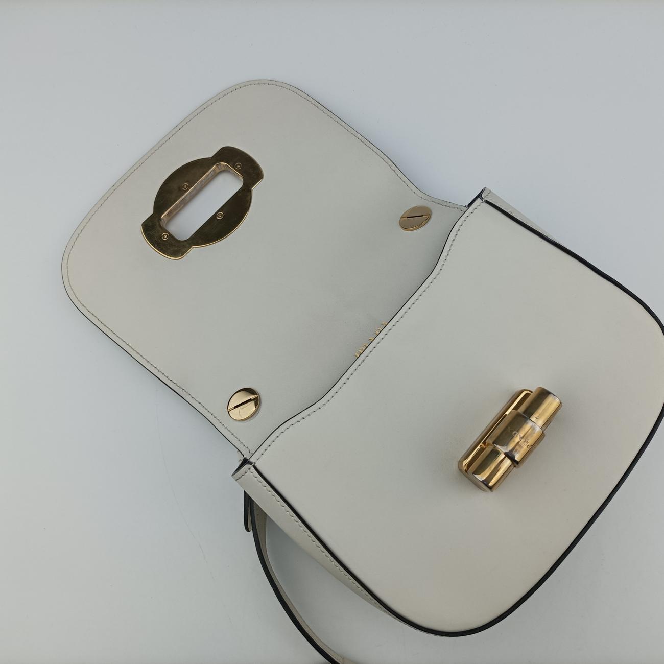 Secondhand Prada Pioneer White Leather 1BD239 shoulderbag | stylenewstar
