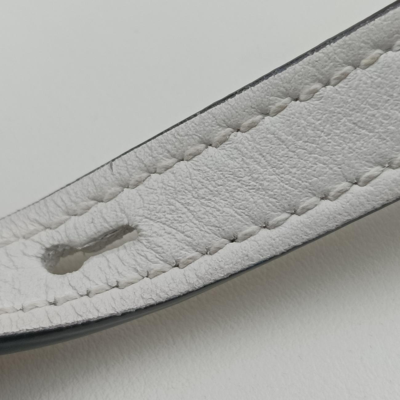 Secondhand Prada Pioneer White Leather 1BD239 shoulderbag | stylenewstar