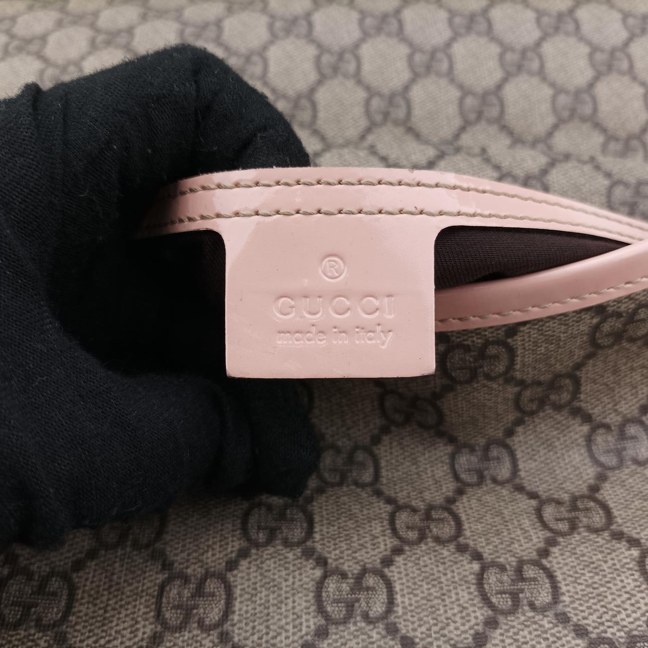 Secondhand Gucci GG Plus Messenger Beige x Pink PVC coated canvas 201732 crossbodybag | stylenewstar