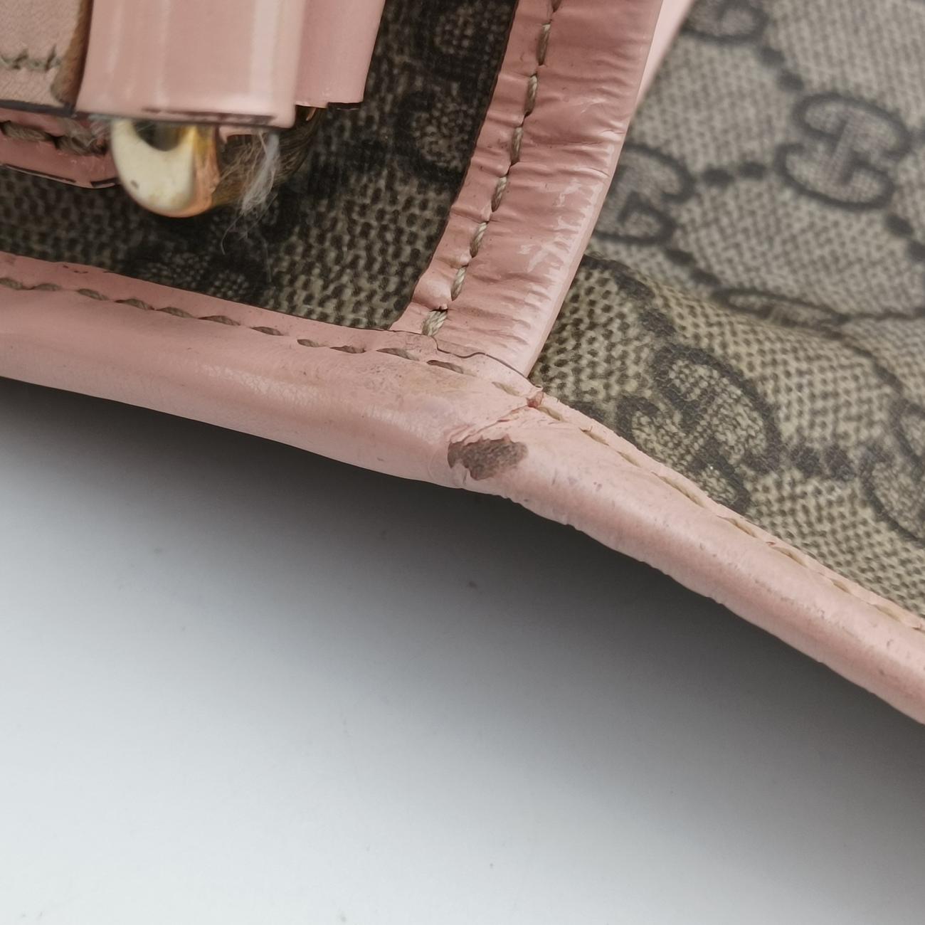 Secondhand Gucci GG Plus Messenger Beige x Pink PVC coated canvas 201732 crossbodybag | stylenewstar