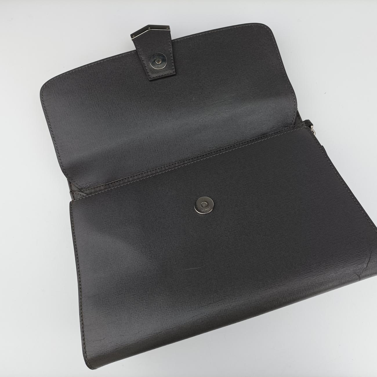 Pre-owned Fendi Demi Jour Grey Leather 8BT222 shoulderbag | stylenewstar