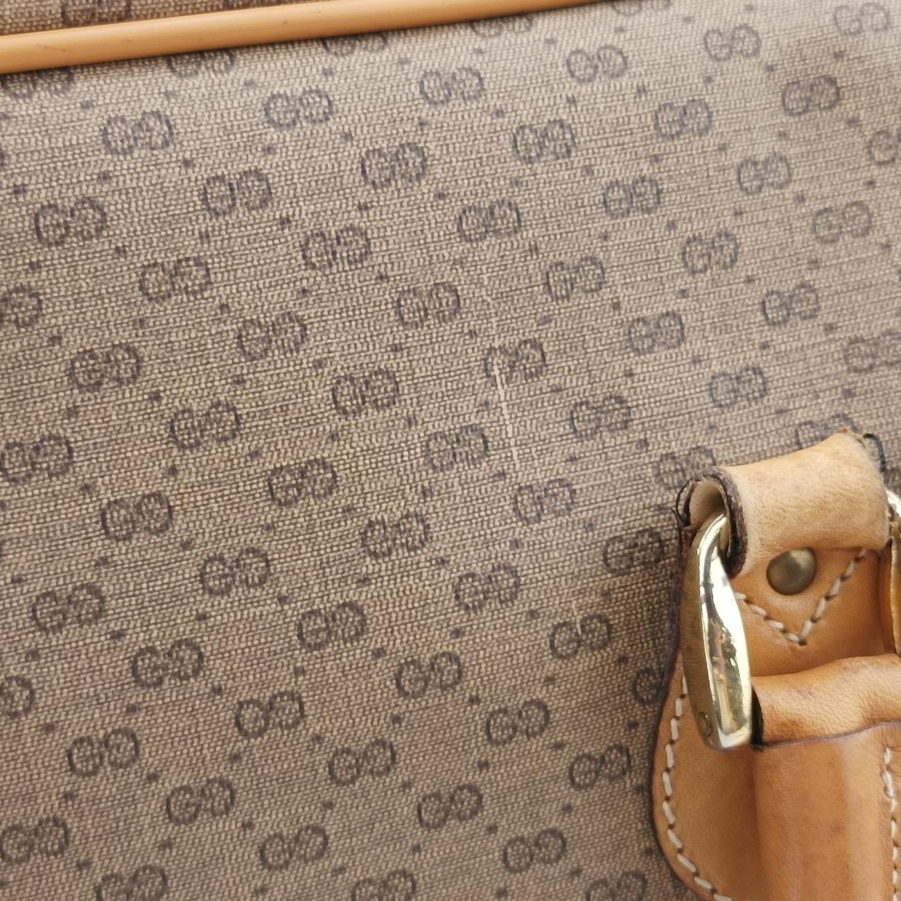 Pre-owned Gucci GG Micro Beige x Red x Green PVC coated canvas 12.9 handbag | stylenewstar