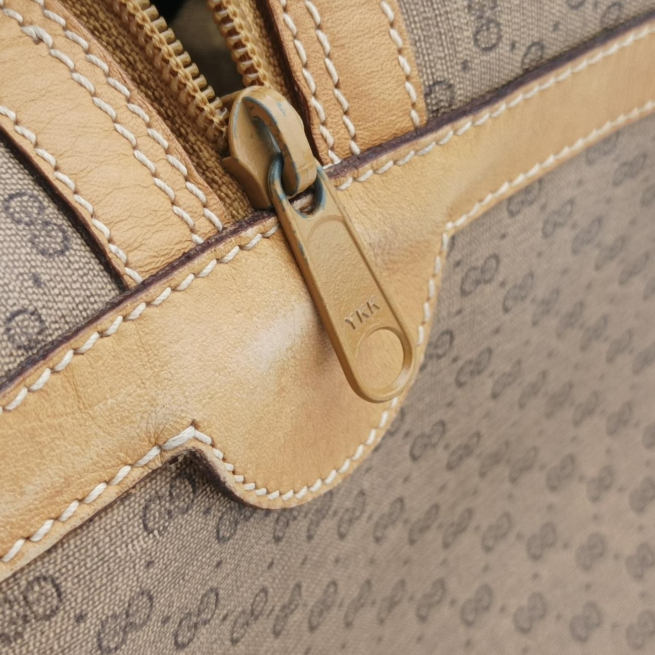 Pre-owned Gucci GG Micro Beige x Red x Green PVC coated canvas 12.9 handbag | stylenewstar