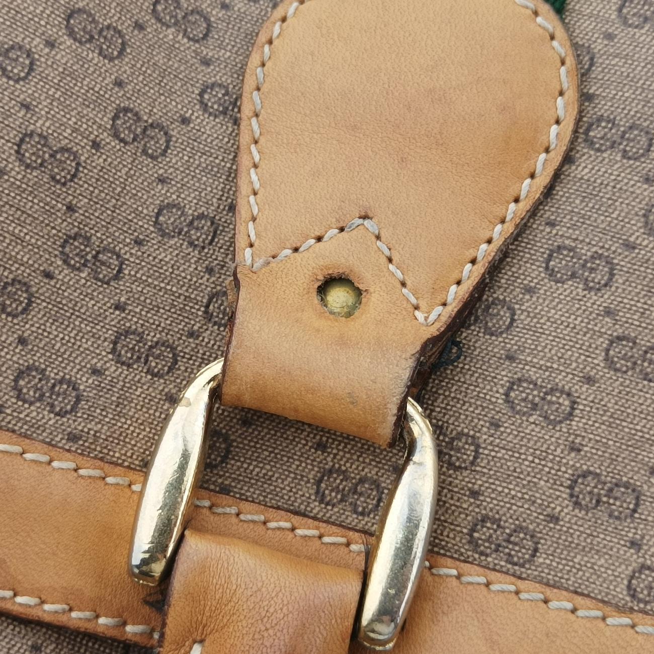 Pre-owned Gucci GG Micro Beige x Red x Green PVC coated canvas 12.9 handbag | stylenewstar