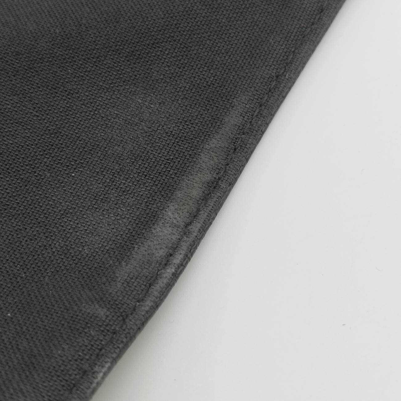 Pre-owned Louis Vuitton Viktor Ardoise Taiga M30142 shoulderbag | stylenewstar