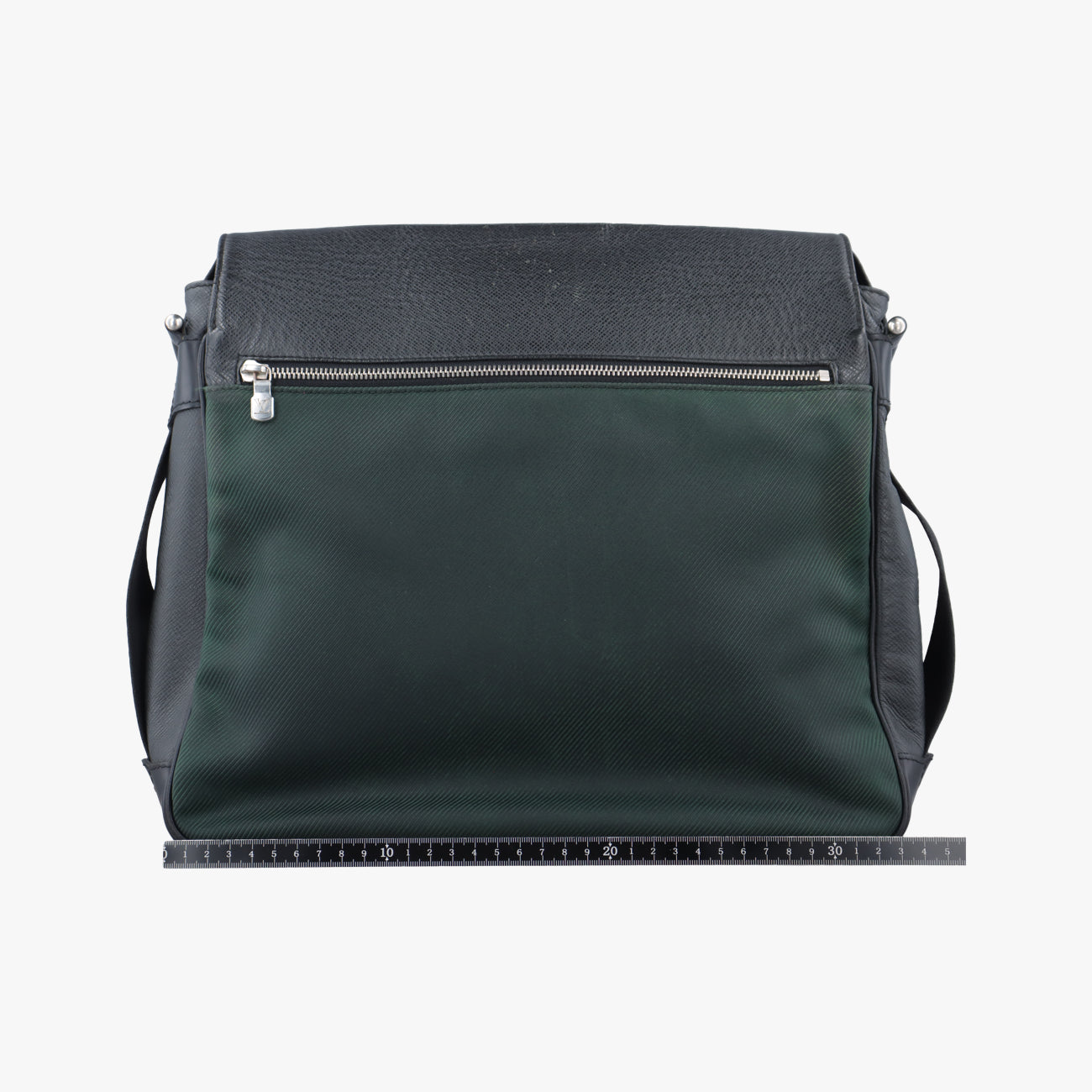 Pre-owned Louis Vuitton Viktor Ardoise Taiga M30142 shoulderbag | stylenewstar