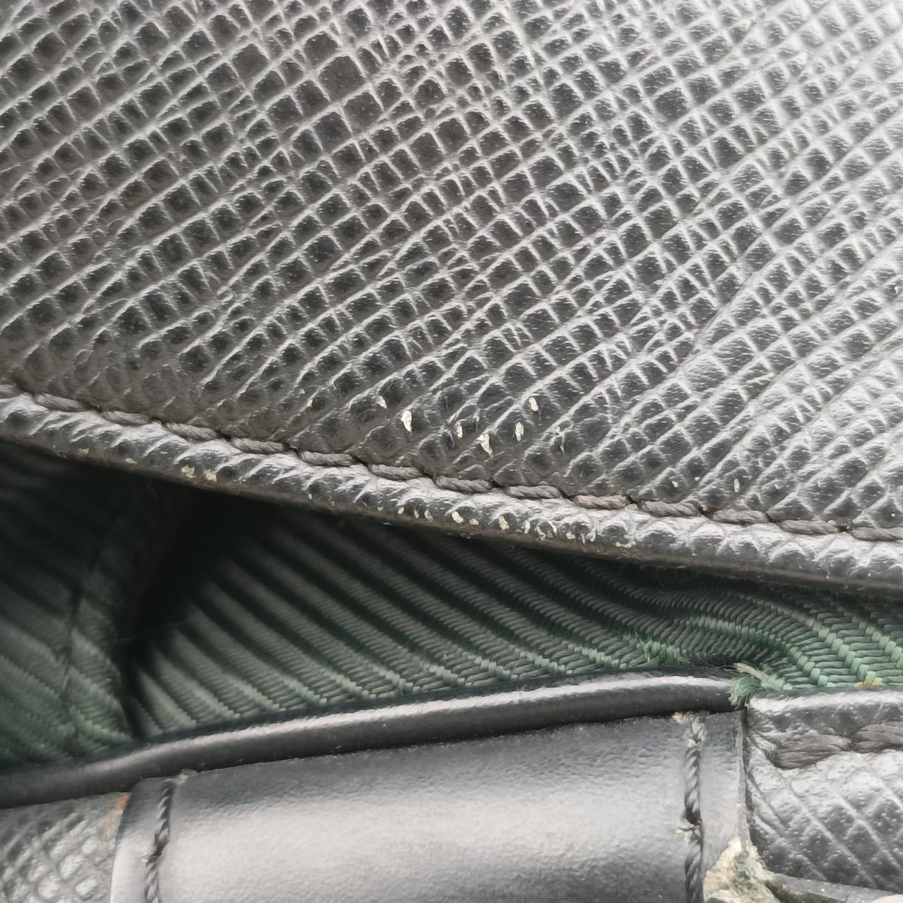 Pre-owned Louis Vuitton Viktor Ardoise Taiga M30142 shoulderbag | stylenewstar