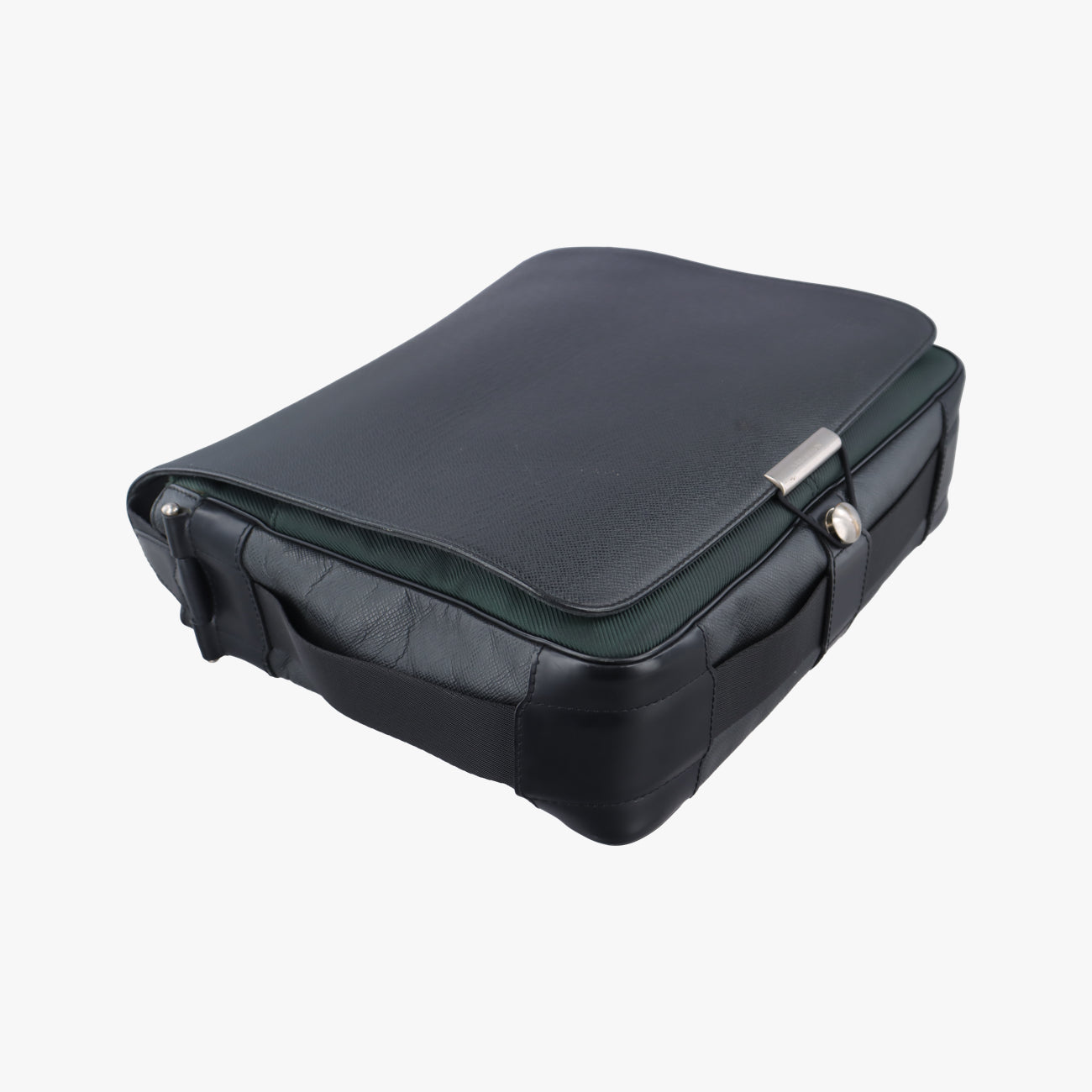 Pre-owned Louis Vuitton Viktor Ardoise Taiga M30142 shoulderbag | stylenewstar