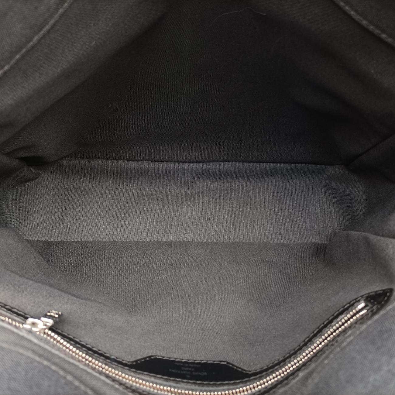 Pre-owned Louis Vuitton Viktor Ardoise Taiga M30142 shoulderbag | stylenewstar