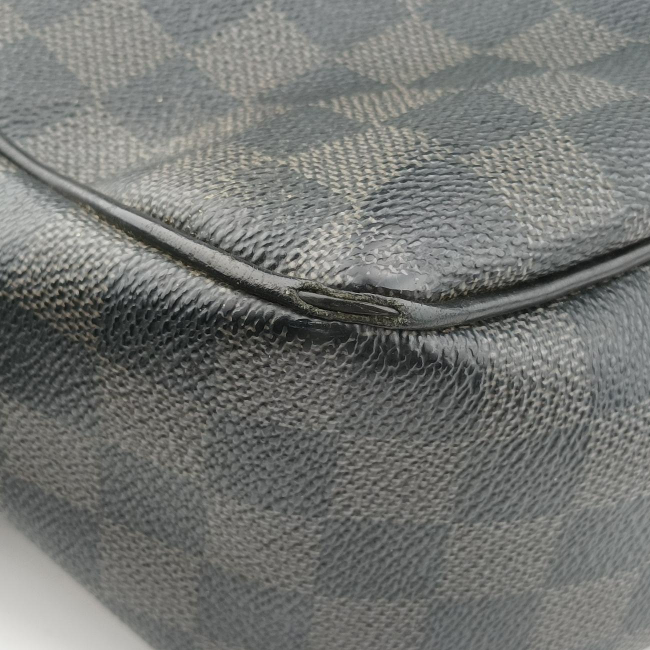 Pre-owned Louis Vuitton DANIEL MM Noir Damier GRAPHITE N58029 shoulderbag | stylenewstar