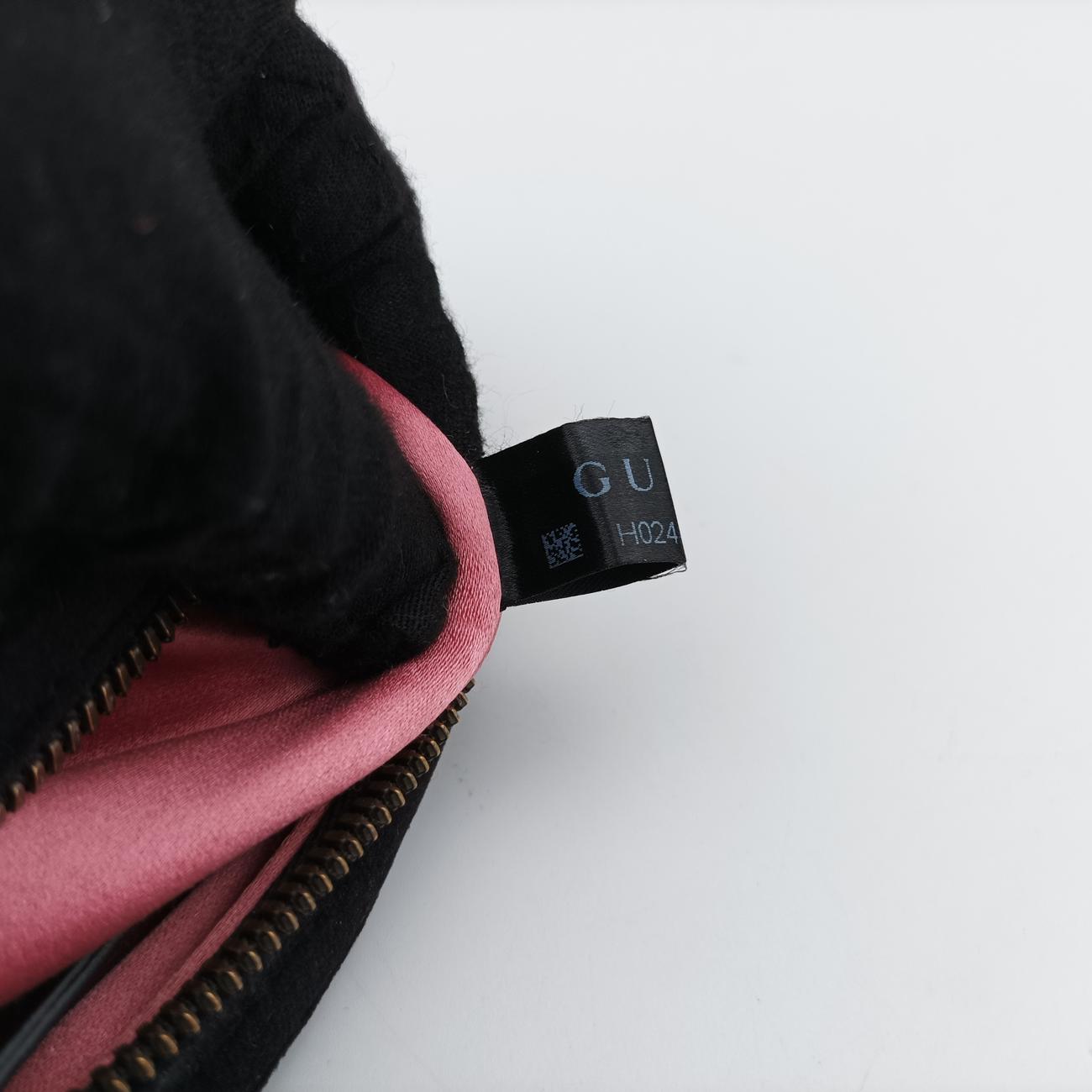 Pre-owned Gucci GG Marmont Black velour 476434 bum bag/waist bag | stylenewstar