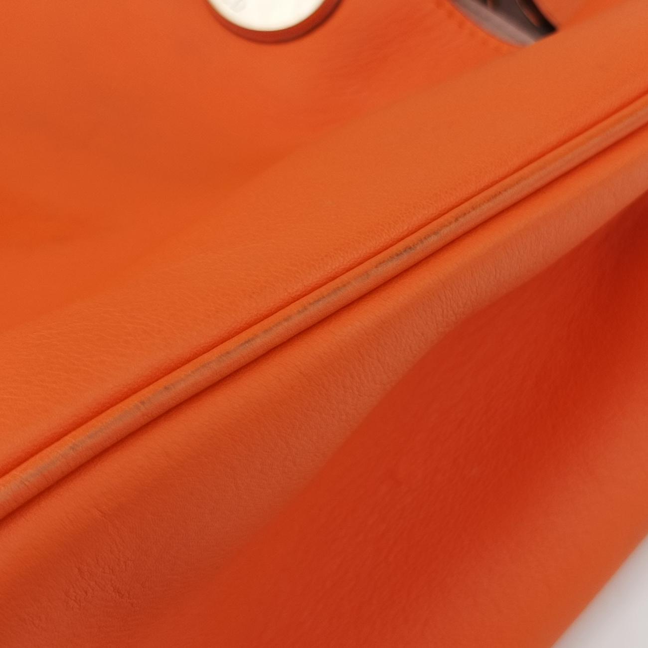Pre-owned Christian Dior Diorissimo Orange Leather  shoulderbag | stylenewstar