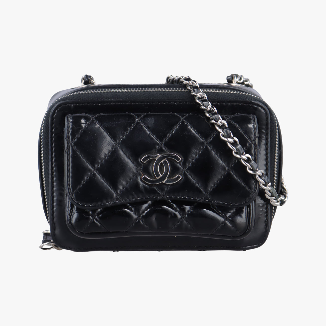 Pre-owned Chanel Matelasse Metallic Camera Black Enamel A94205 shoulderbag | stylenewstar