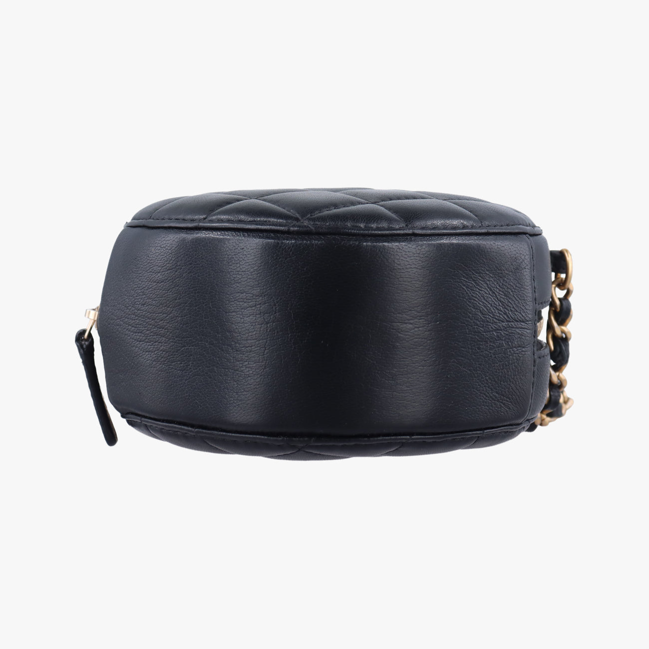 Pre-owned Chanel Matelasse Round Black Leather AP1449 shoulderbag | stylenewstar
