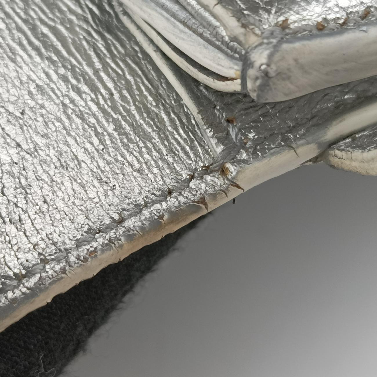 Pre-owned Christian Dior Diorever Squad Flap Silver Leather  shoulderbag | stylenewstar