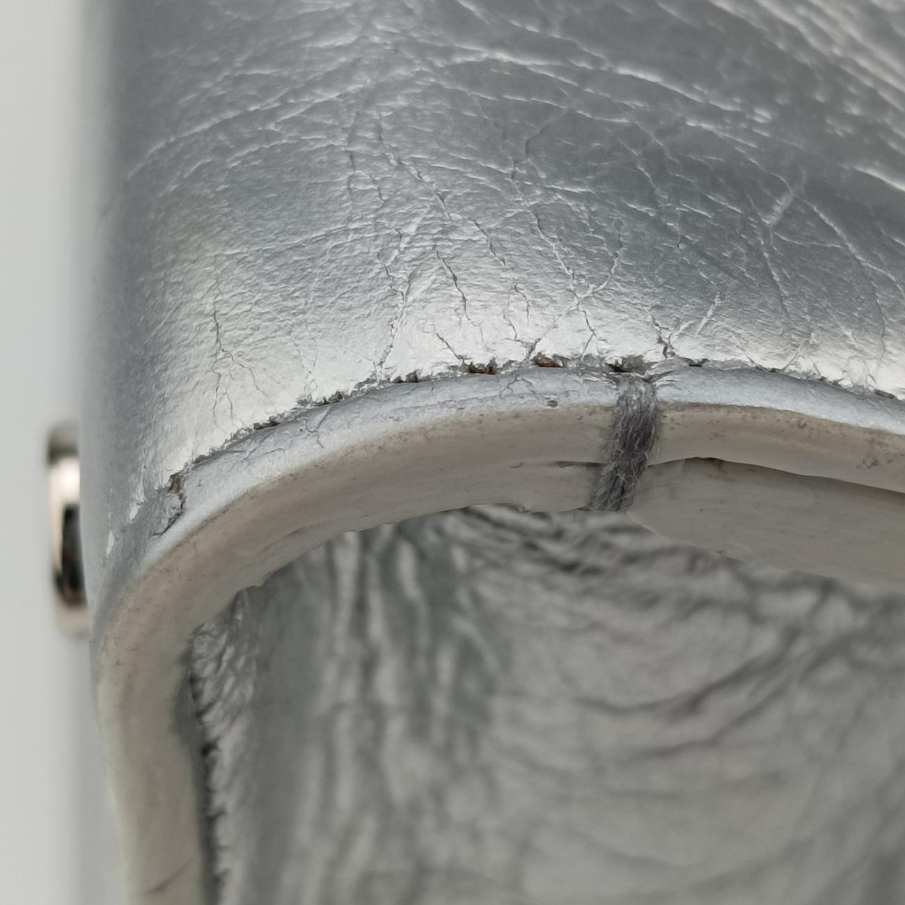 Pre-owned Christian Dior Diorever Squad Flap Silver Leather  shoulderbag | stylenewstar