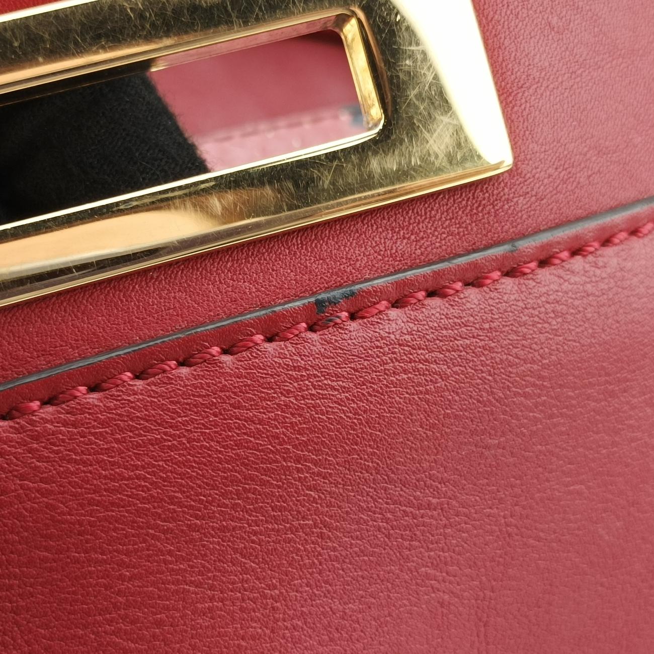 Pre-owned Fendi PEEKABOO Large Red Leather 8BN210 shoulderbag | stylenewstar