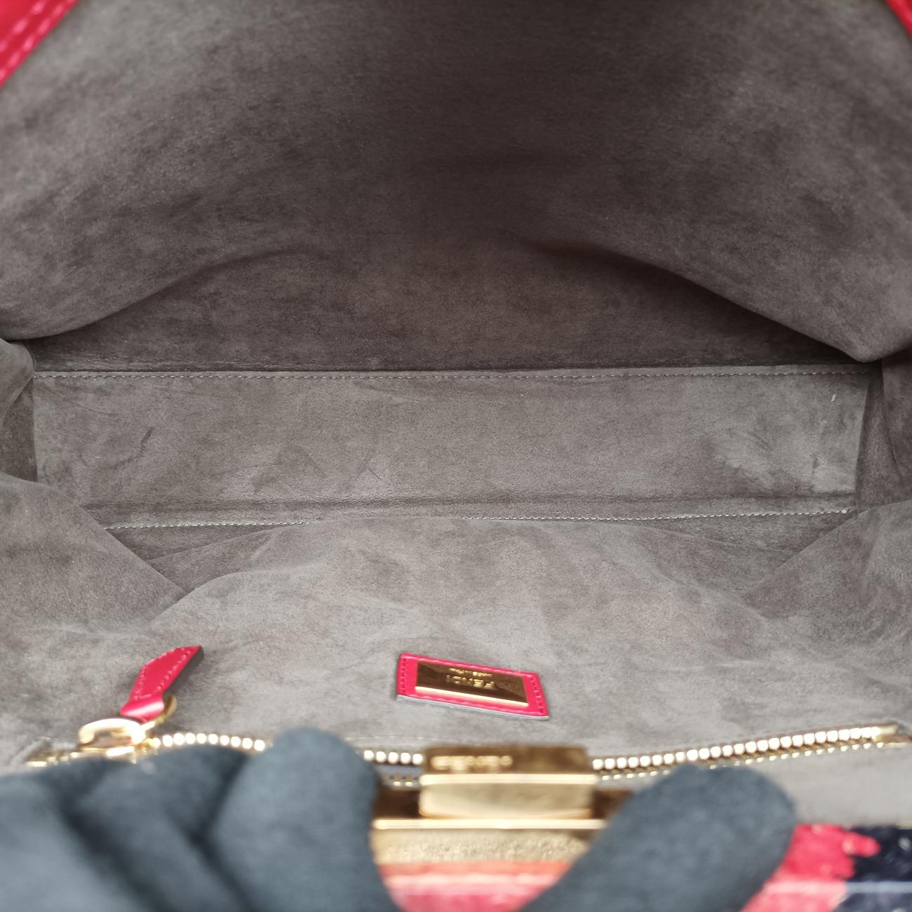 Pre-owned Fendi PEEKABOO Large Red Leather 8BN210 shoulderbag | stylenewstar