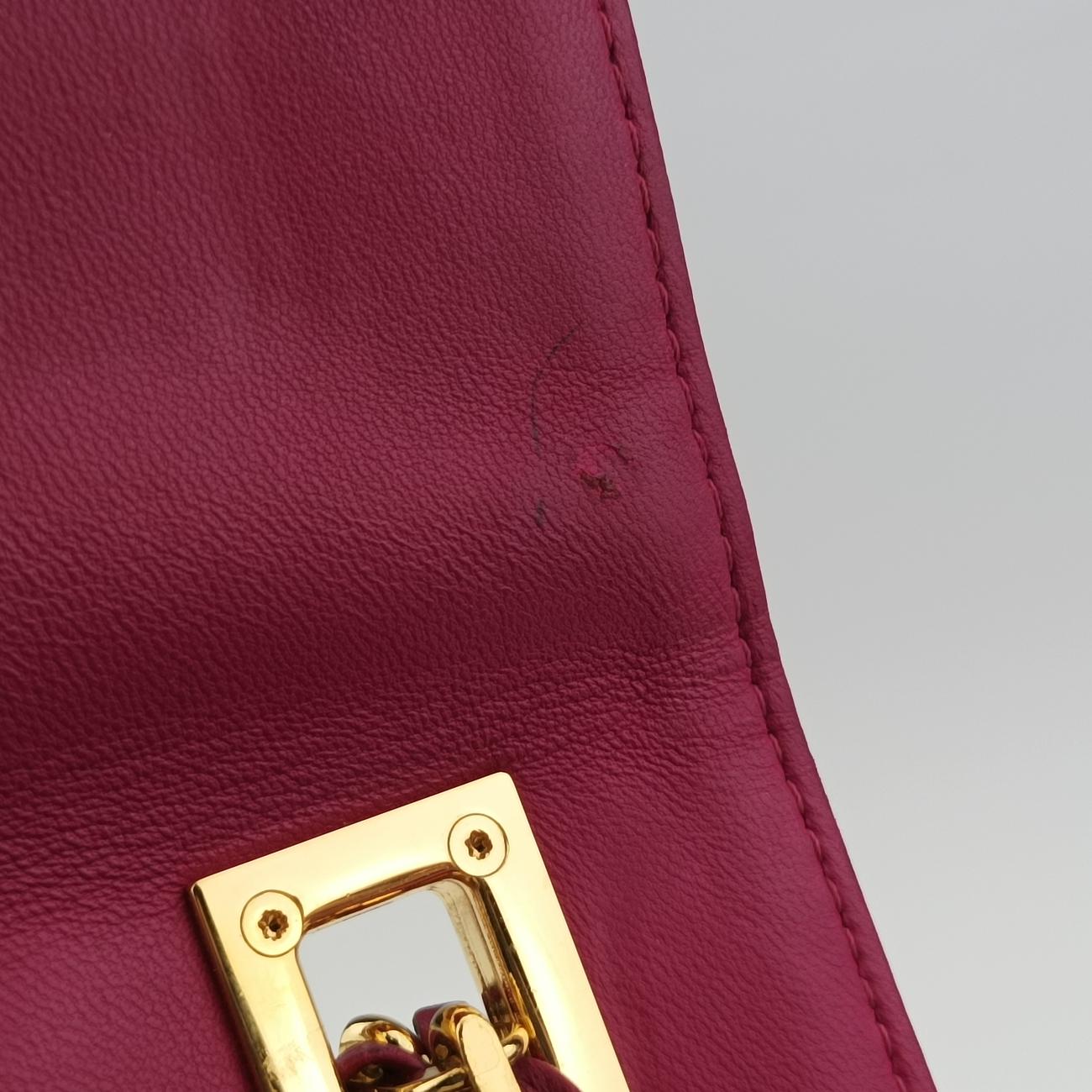 Pre-owned Fendi Be Baguette Rose Leather 8BR677 shoulderbag | stylenewstar