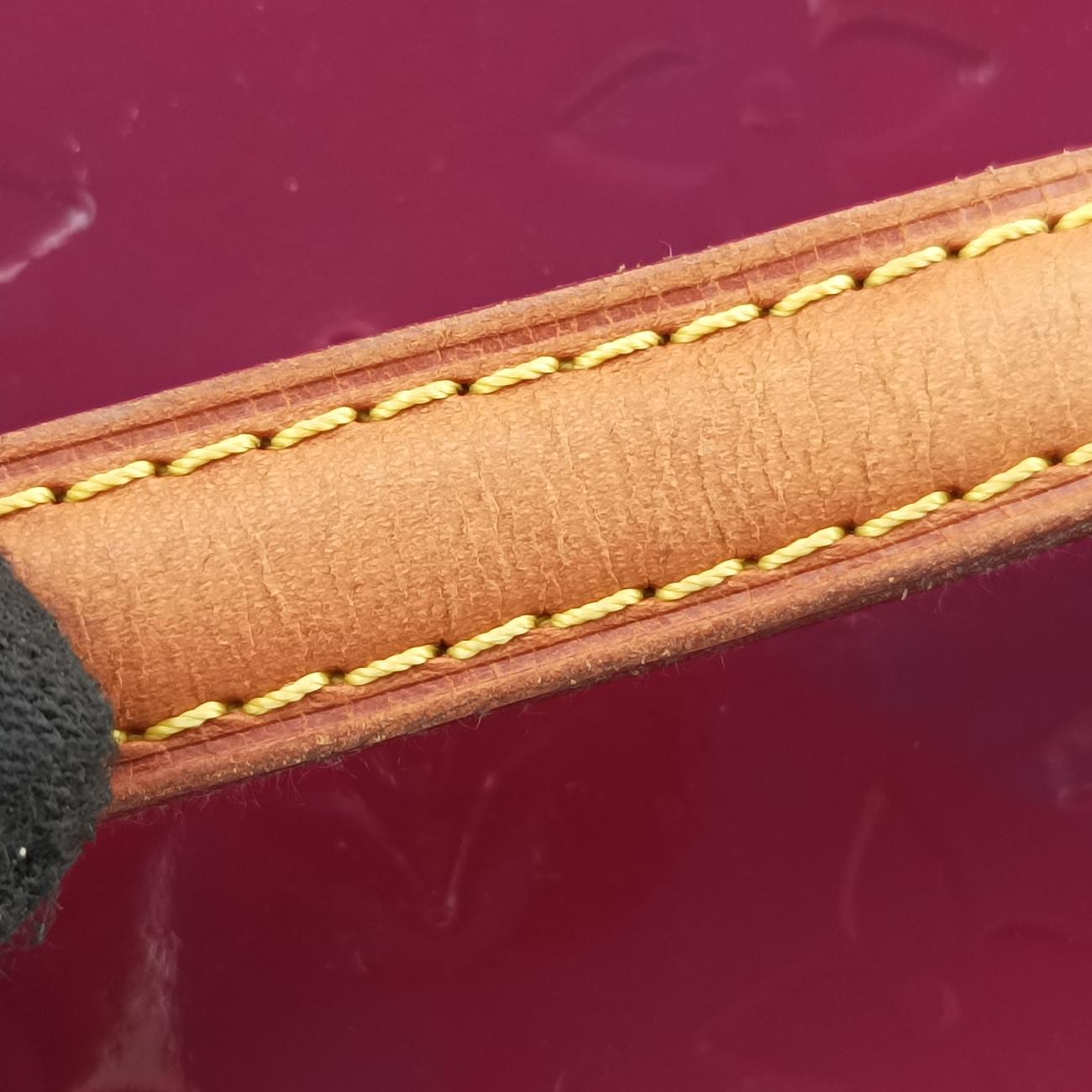 Pre-owned Louis Vuitton Bréa MM ROUGE FAUVISTE Vernis M91690 shoulderbag | stylenewstar