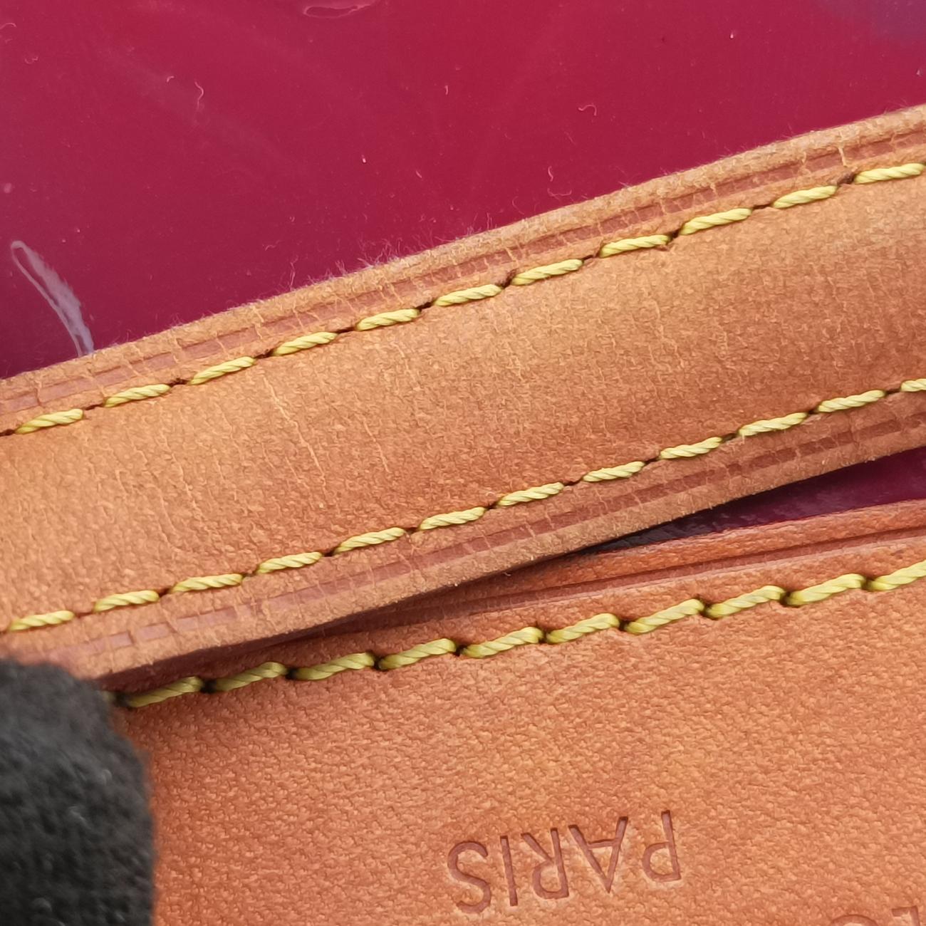 Pre-owned Louis Vuitton Bréa MM ROUGE FAUVISTE Vernis M91690 shoulderbag | stylenewstar