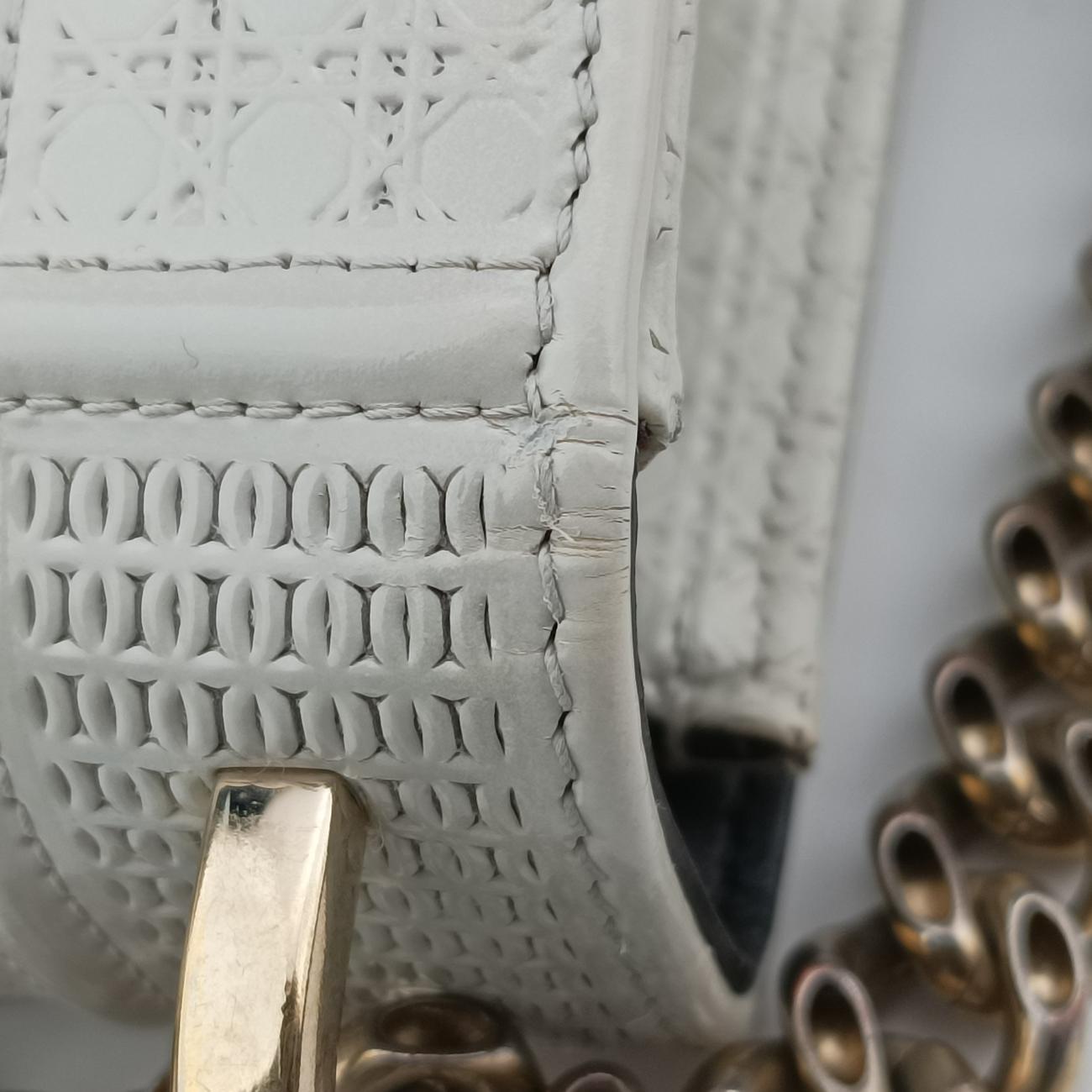 Pre-owned Christian Dior Diorama White Leather  shoulderbag | stylenewstar