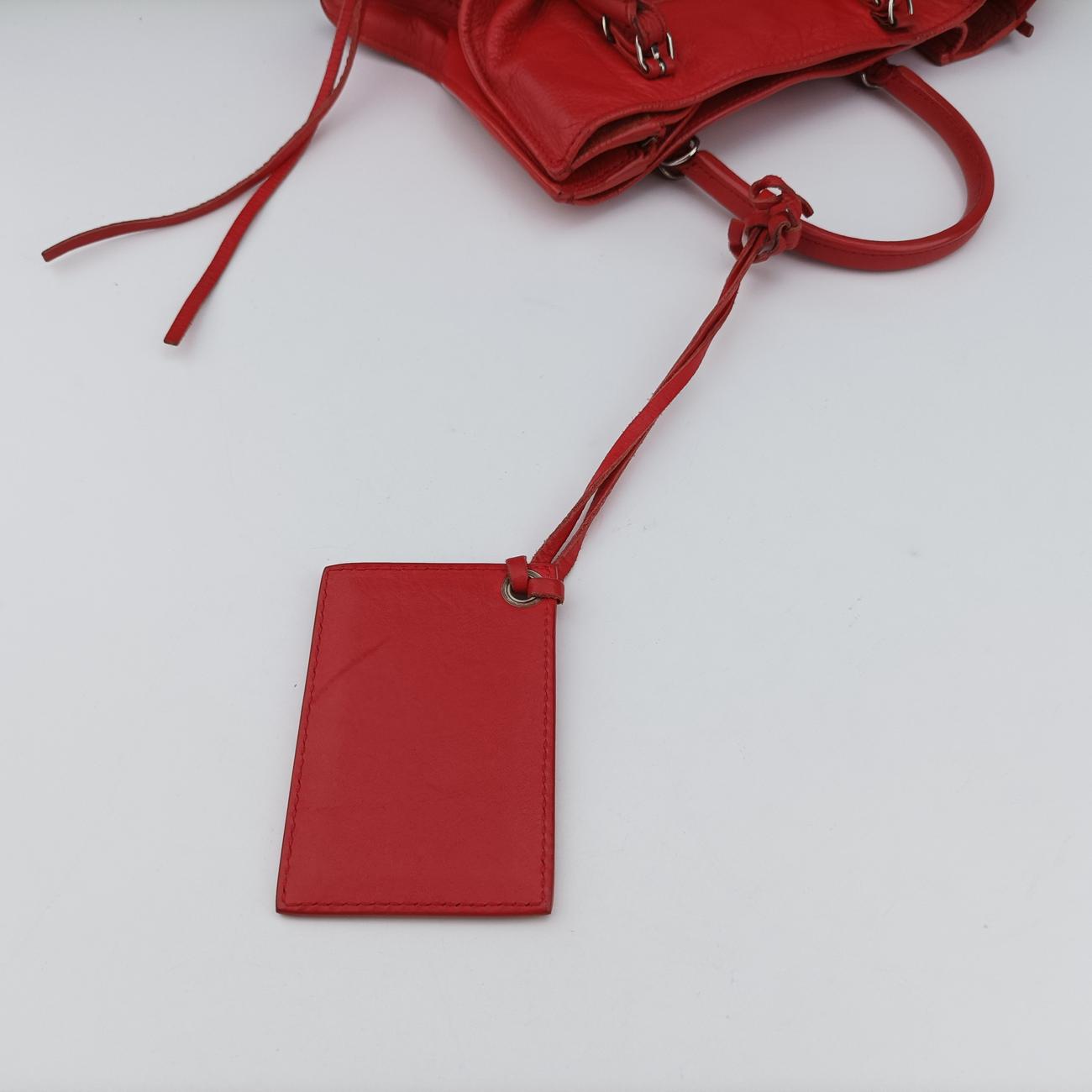 Pre-owned Balenciaga Paper A6 Zip Around Red Lambskin 370926 shoulderbag | stylenewstar