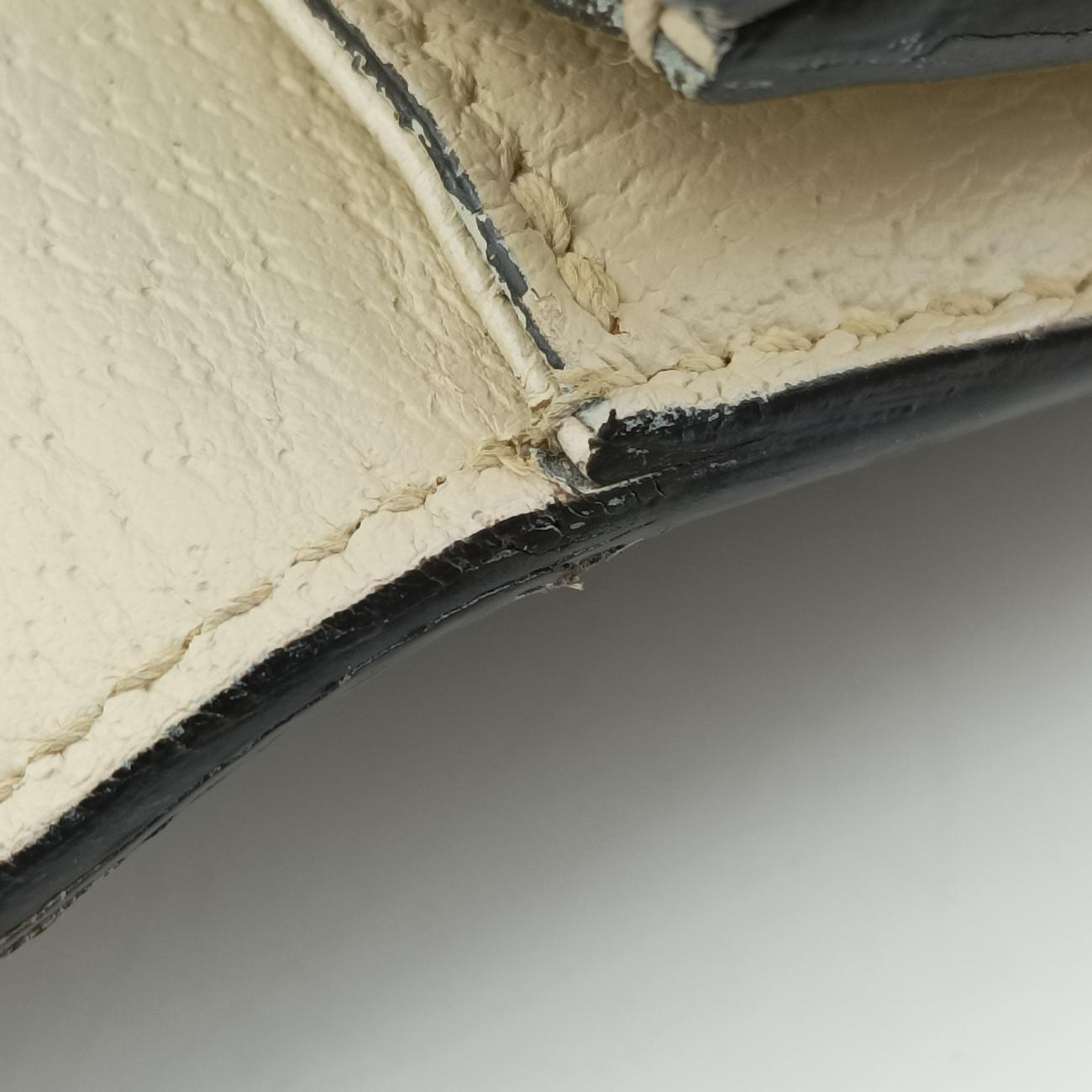 Vintage Gucci Queen Margaret White x Beige x Red x Green PVC coated canvas×Leather 476541 shoulderbag | stylenewstar