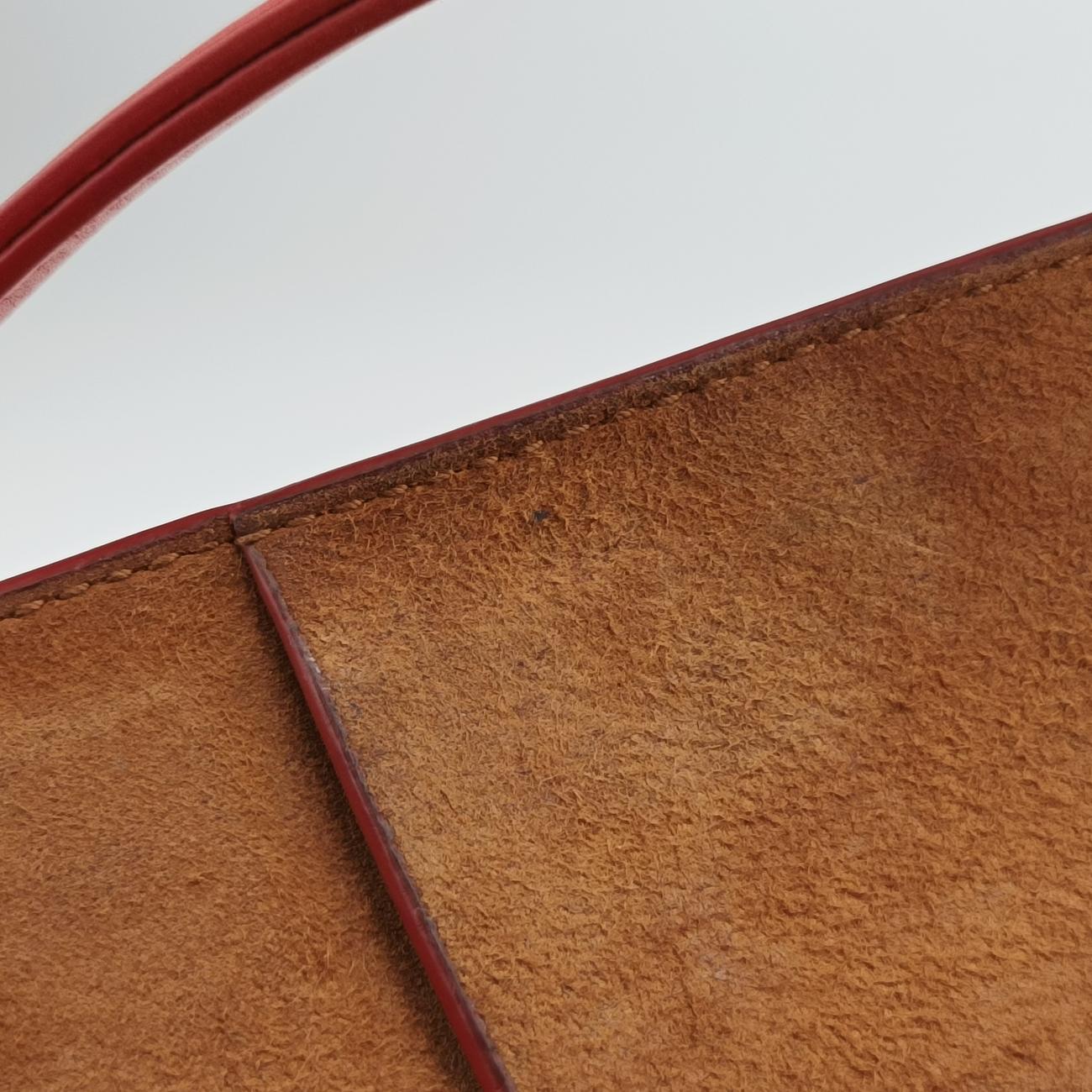 Secondhand Bottega Veneta The Arco Red Leather  shoulderbag | stylenewstar