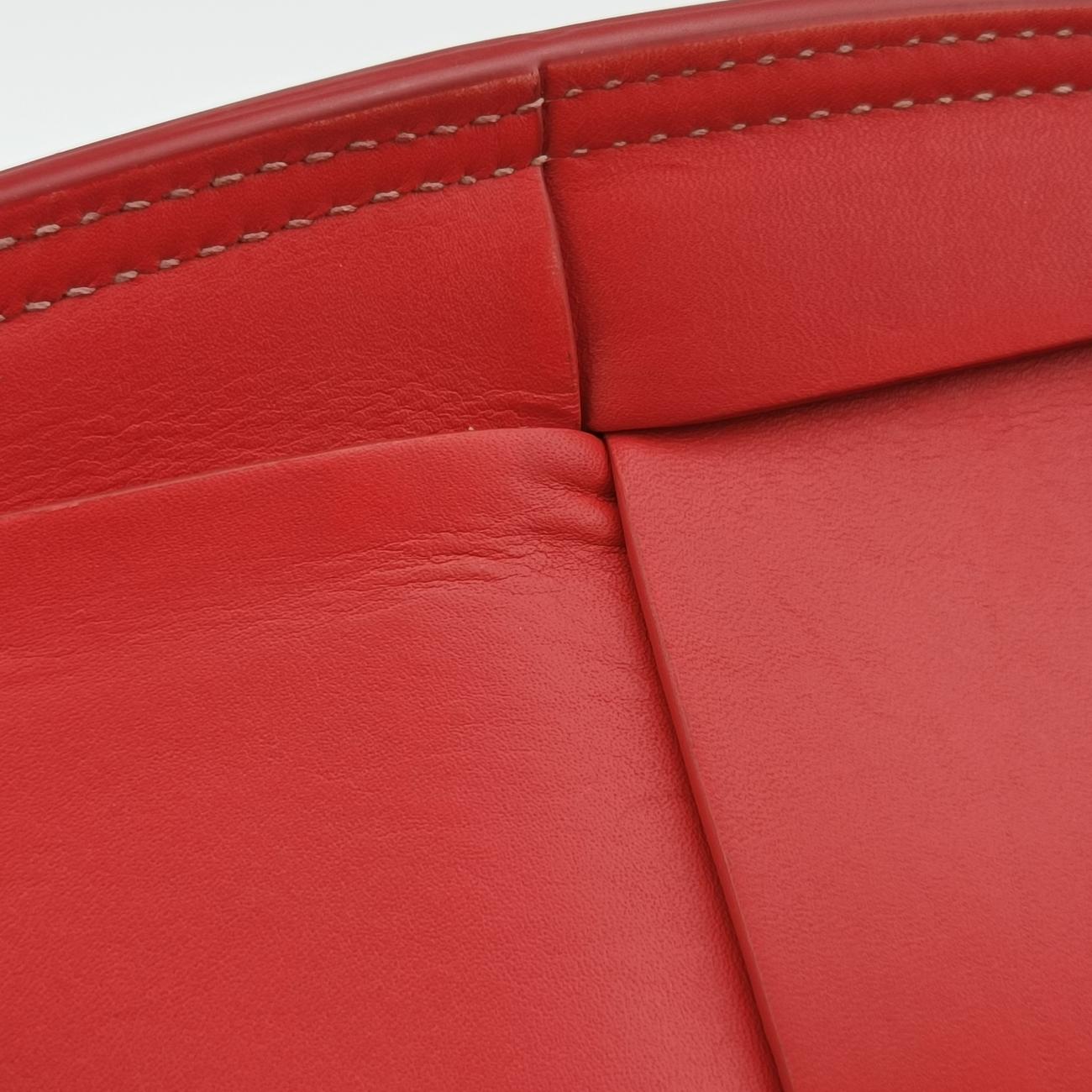 Secondhand Bottega Veneta The Arco Red Leather  shoulderbag | stylenewstar