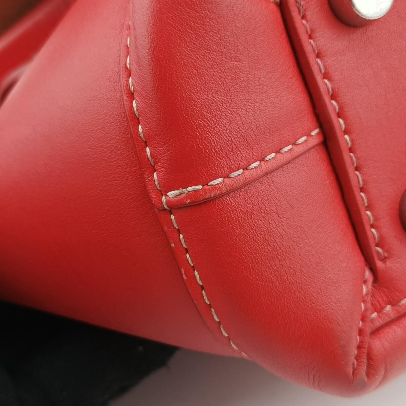 Secondhand Bottega Veneta The Arco Red Leather  shoulderbag | stylenewstar
