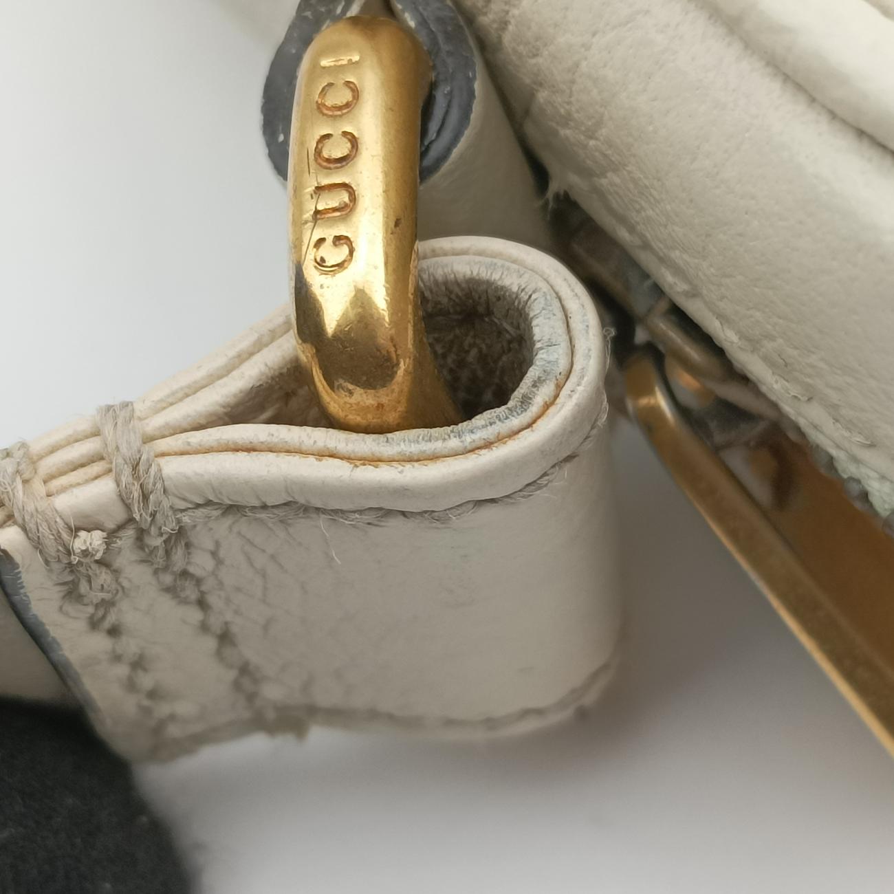 Pre-owned Gucci Print Messenger White Leather 574803 shoulderbag | stylenewstar