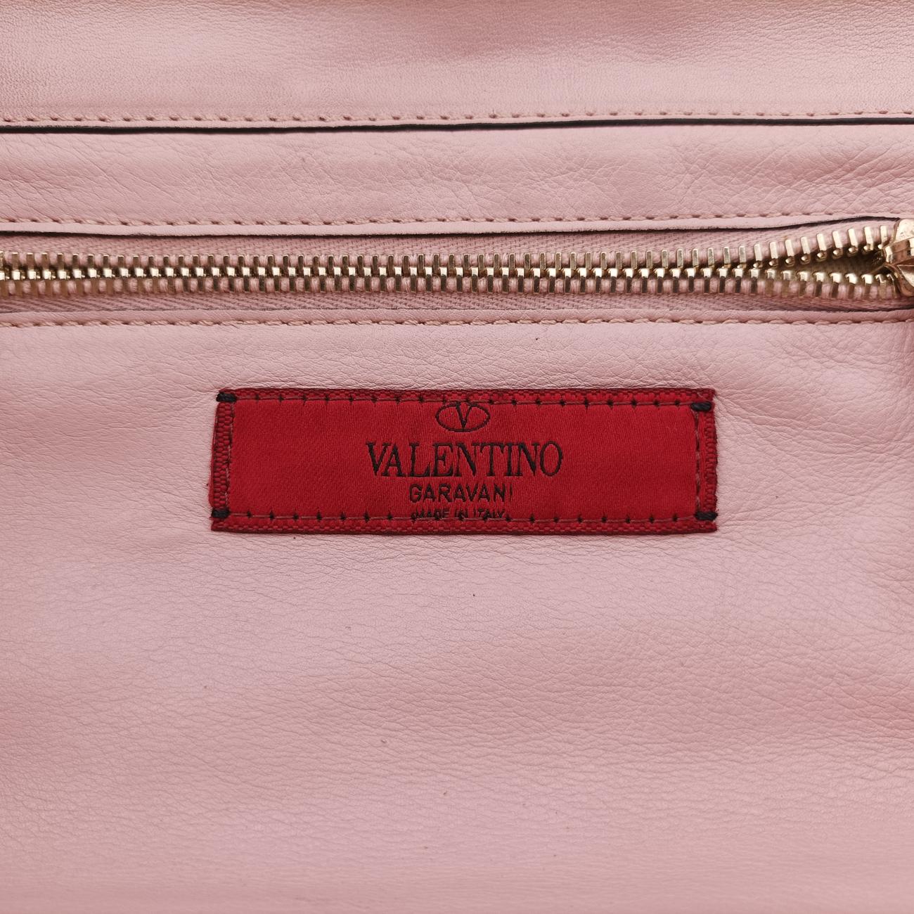 Secondhand Valentino Rockstud Pink Leather  shoulderbag | stylenewstar