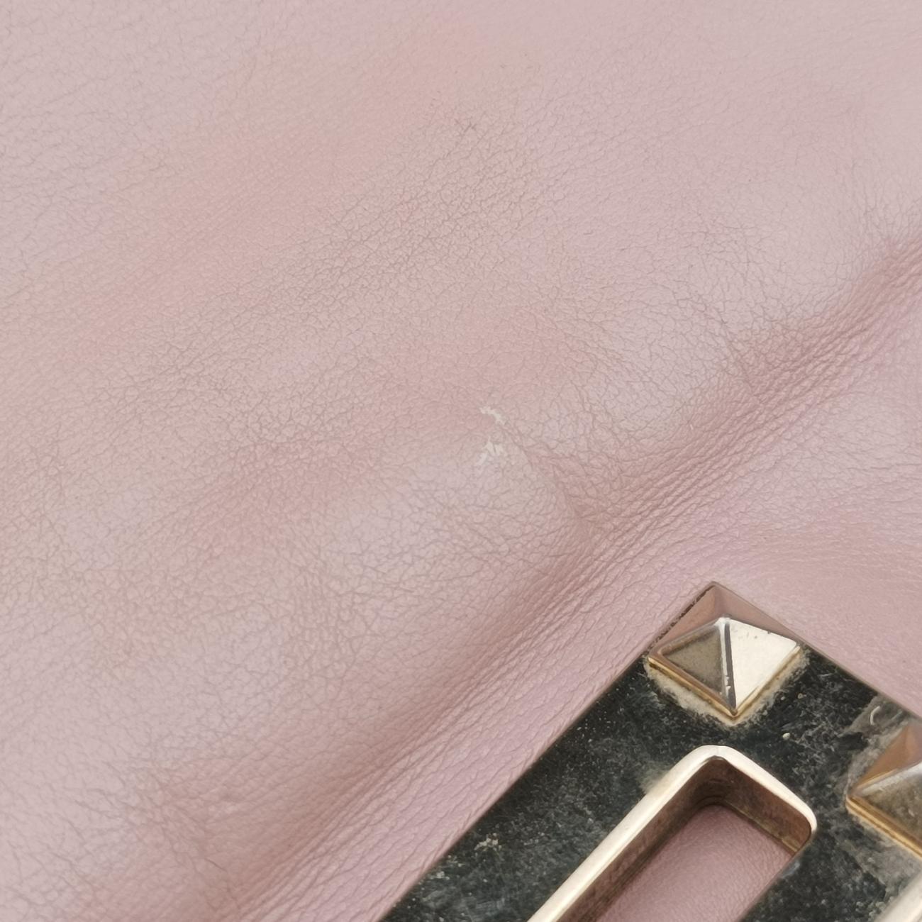 Secondhand Valentino Rockstud Pink Leather  shoulderbag | stylenewstar