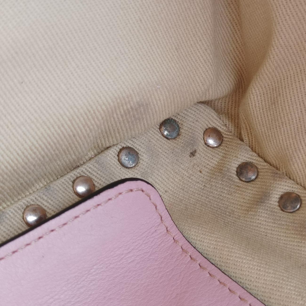Secondhand Valentino Rockstud Pink Leather  shoulderbag | stylenewstar