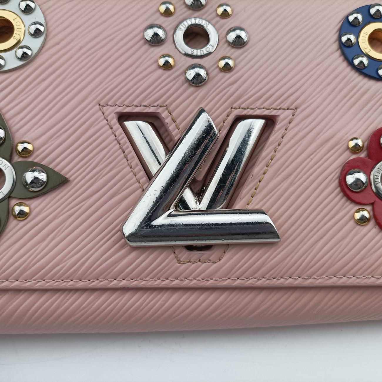 Pre-owned Louis Vuitton Portefeuille Twist Rose Ballerine Epi M62462 shoulderbag | stylenewstar