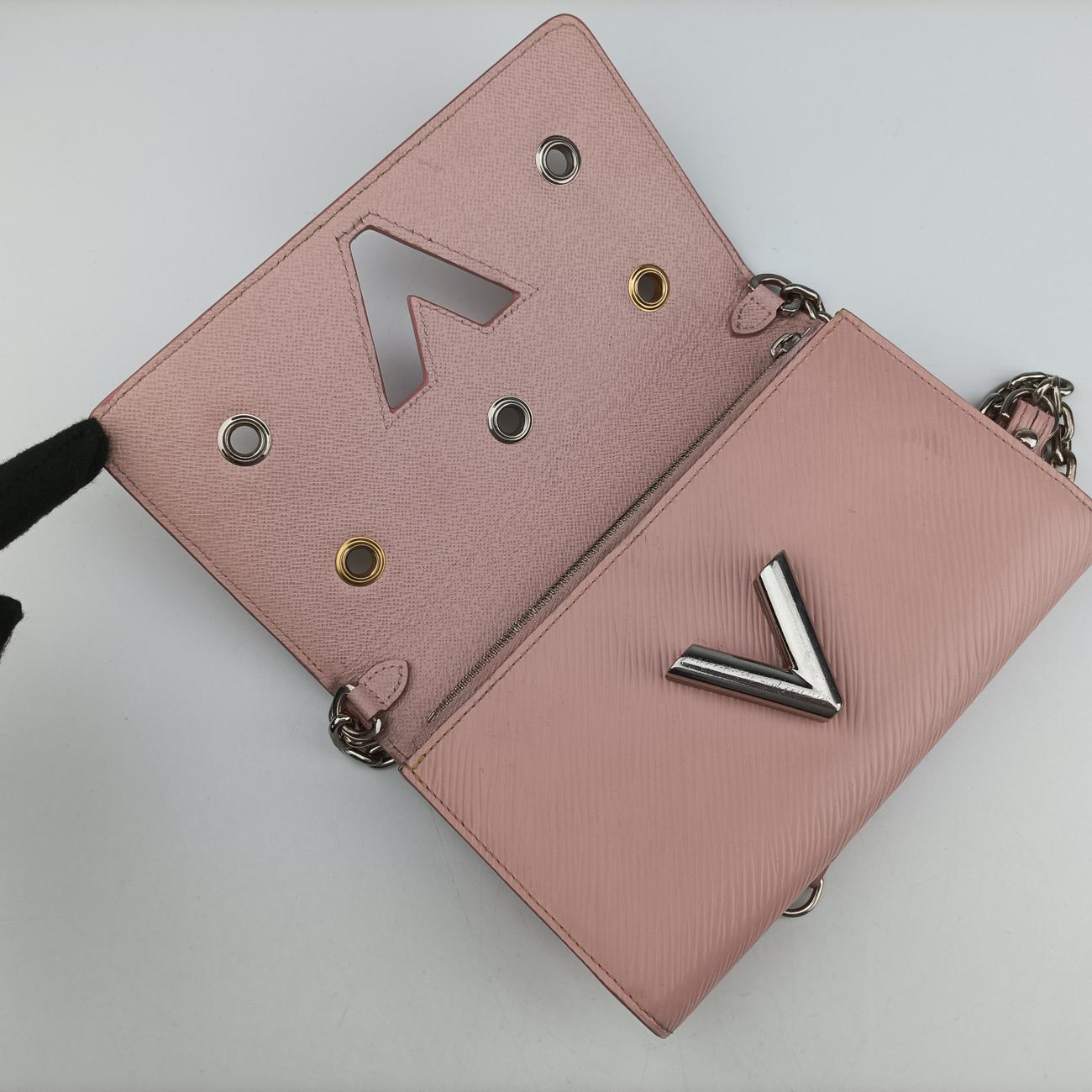 Pre-owned Louis Vuitton Portefeuille Twist Rose Ballerine Epi M62462 shoulderbag | stylenewstar