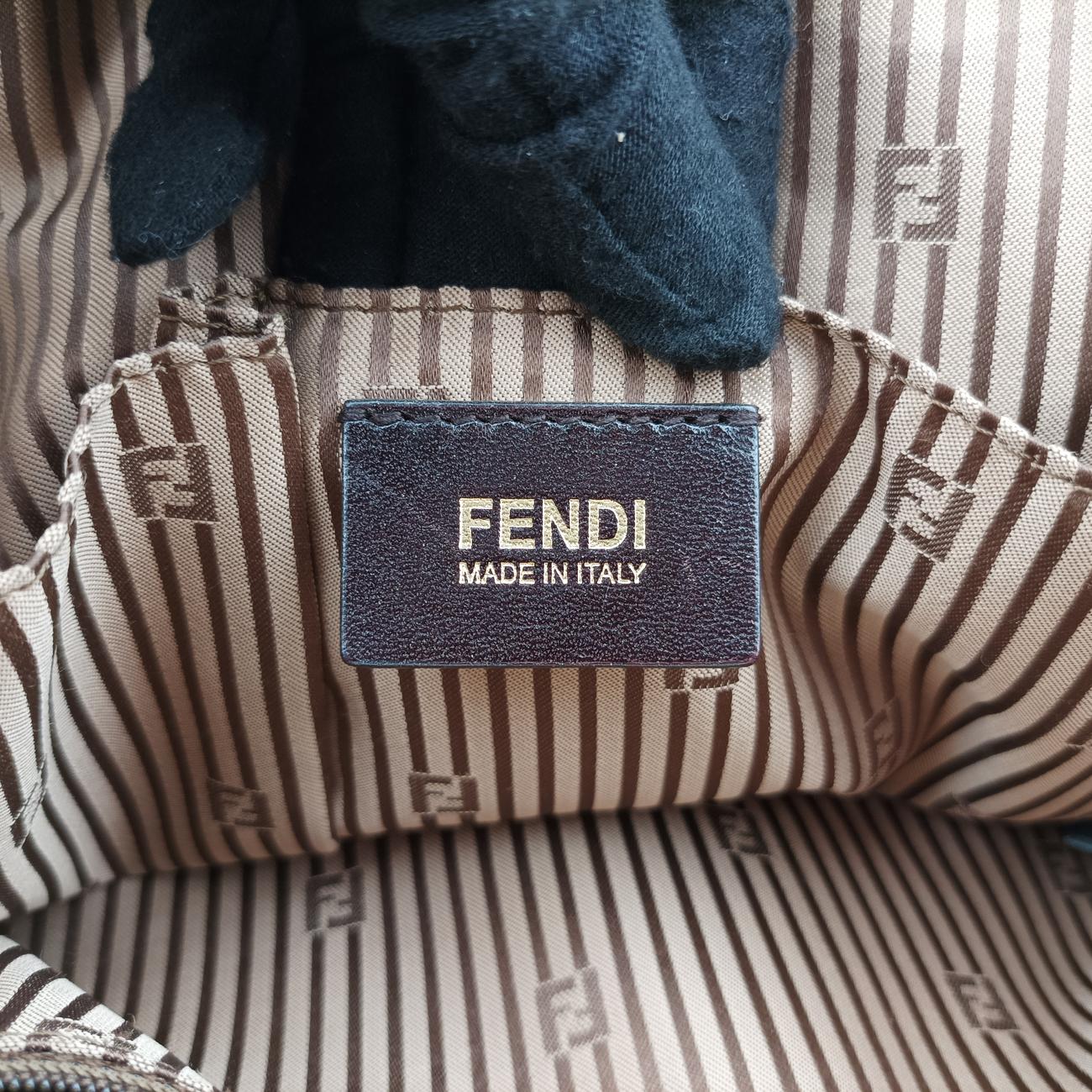 Pre-owned Fendi Chameleon Beige×Burgundy Leather 8BL114 handbag | stylenewstar