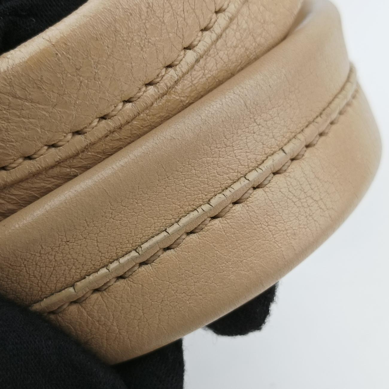 Pre-owned Fendi Chameleon Beige×Burgundy Leather 8BL114 handbag | stylenewstar