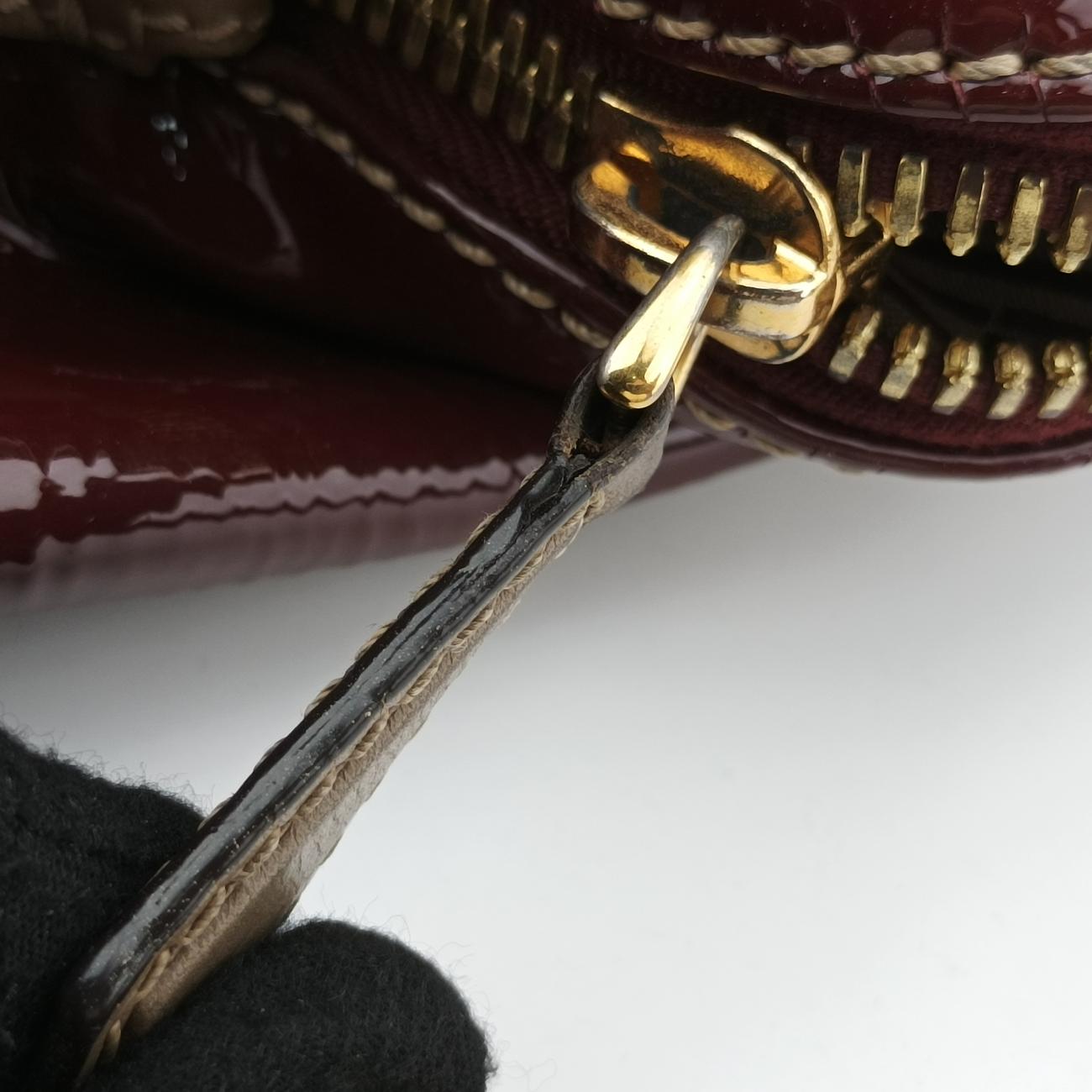 Pre-owned Fendi Chameleon Beige×Burgundy Leather 8BL114 handbag | stylenewstar