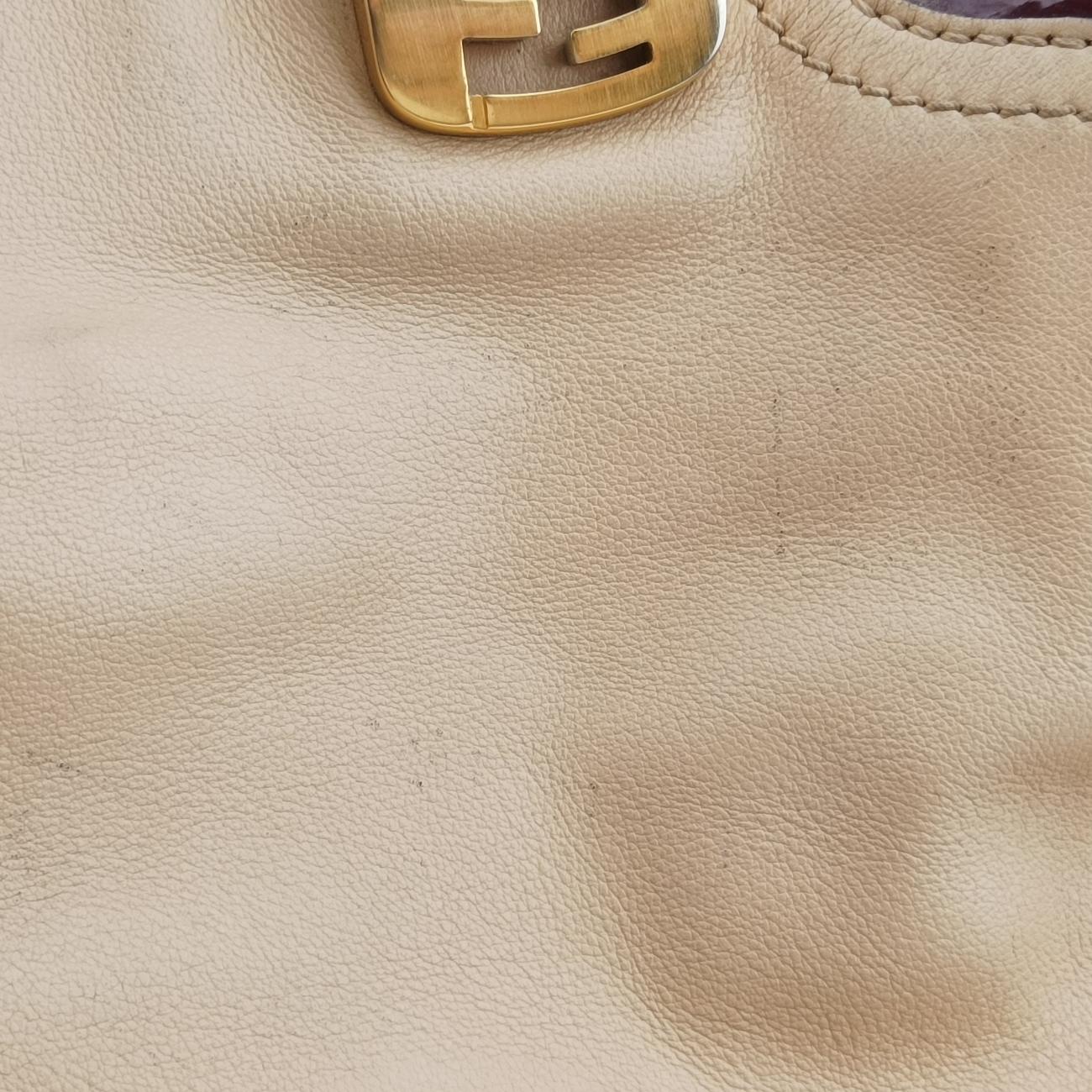 Pre-owned Fendi Chameleon Beige×Burgundy Leather 8BL114 handbag | stylenewstar