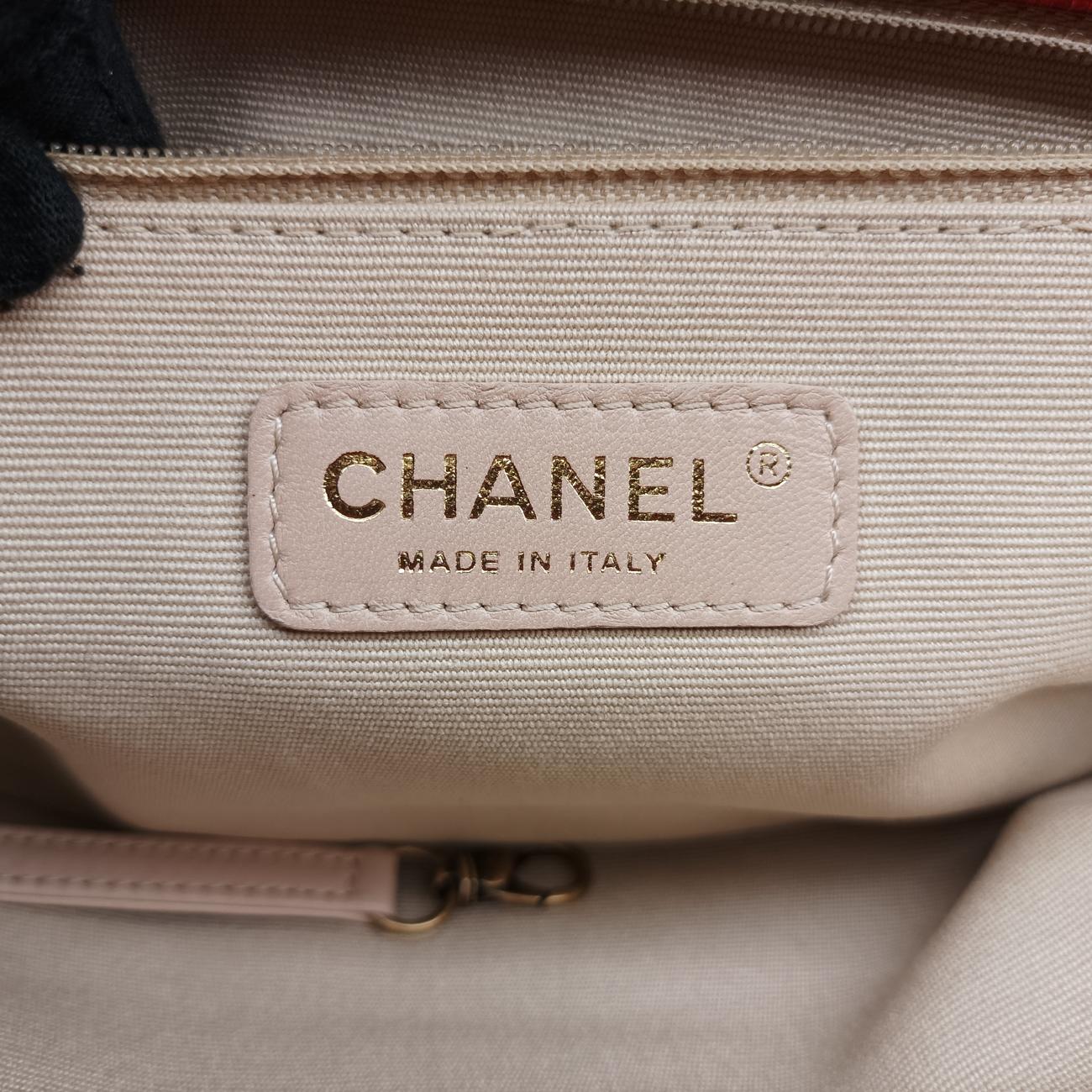 Pre-owned Chanel 2.55 Matelasse Red Leather A66817 shoulderbag | stylenewstar