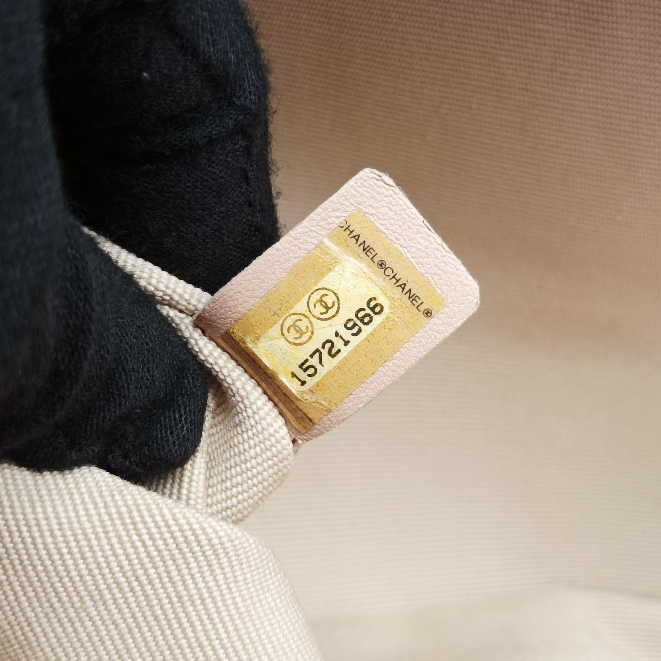 Pre-owned Chanel 2.55 Matelasse Red Leather A66817 shoulderbag | stylenewstar