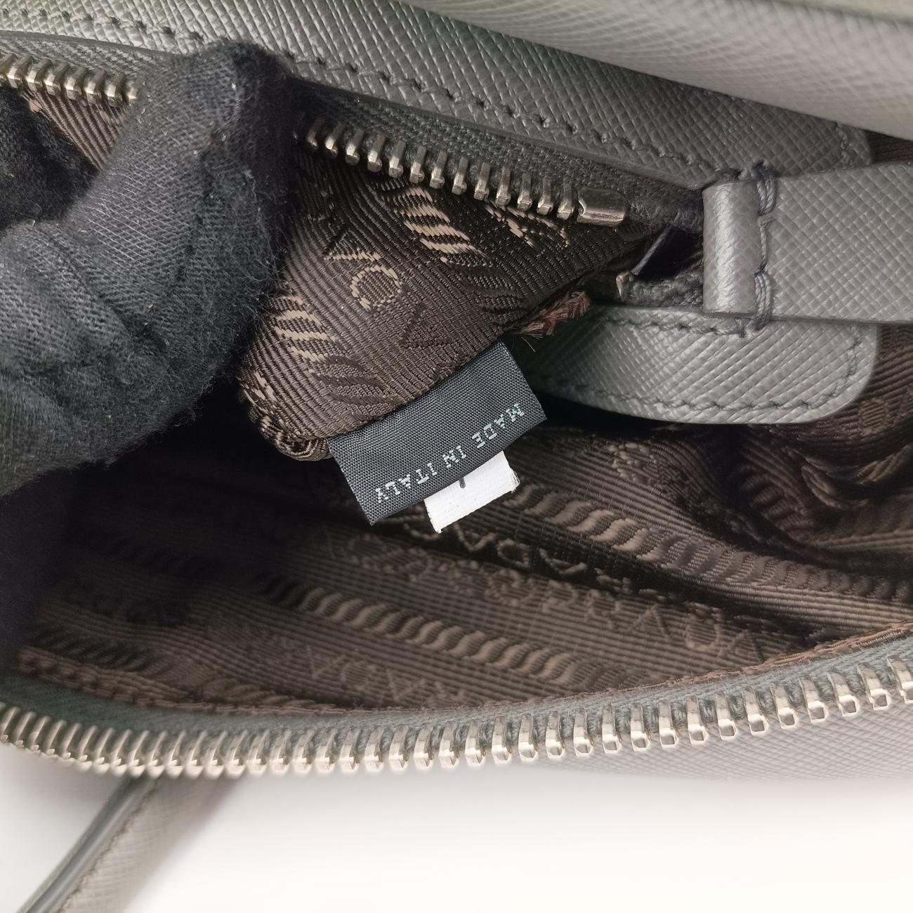 Vintage Prada business bag briefcase Grey SAFFIANO Leather 2VE363 handbag | stylenewstar