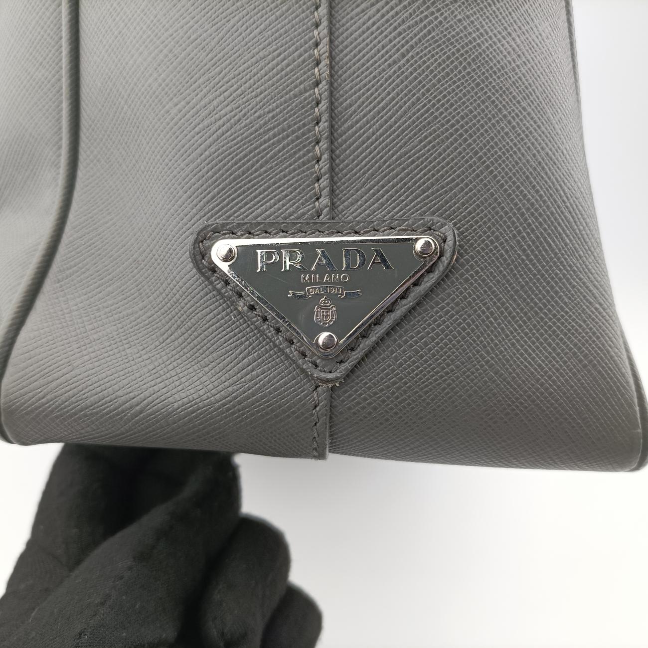 Vintage Prada business bag briefcase Grey SAFFIANO Leather 2VE363 handbag | stylenewstar
