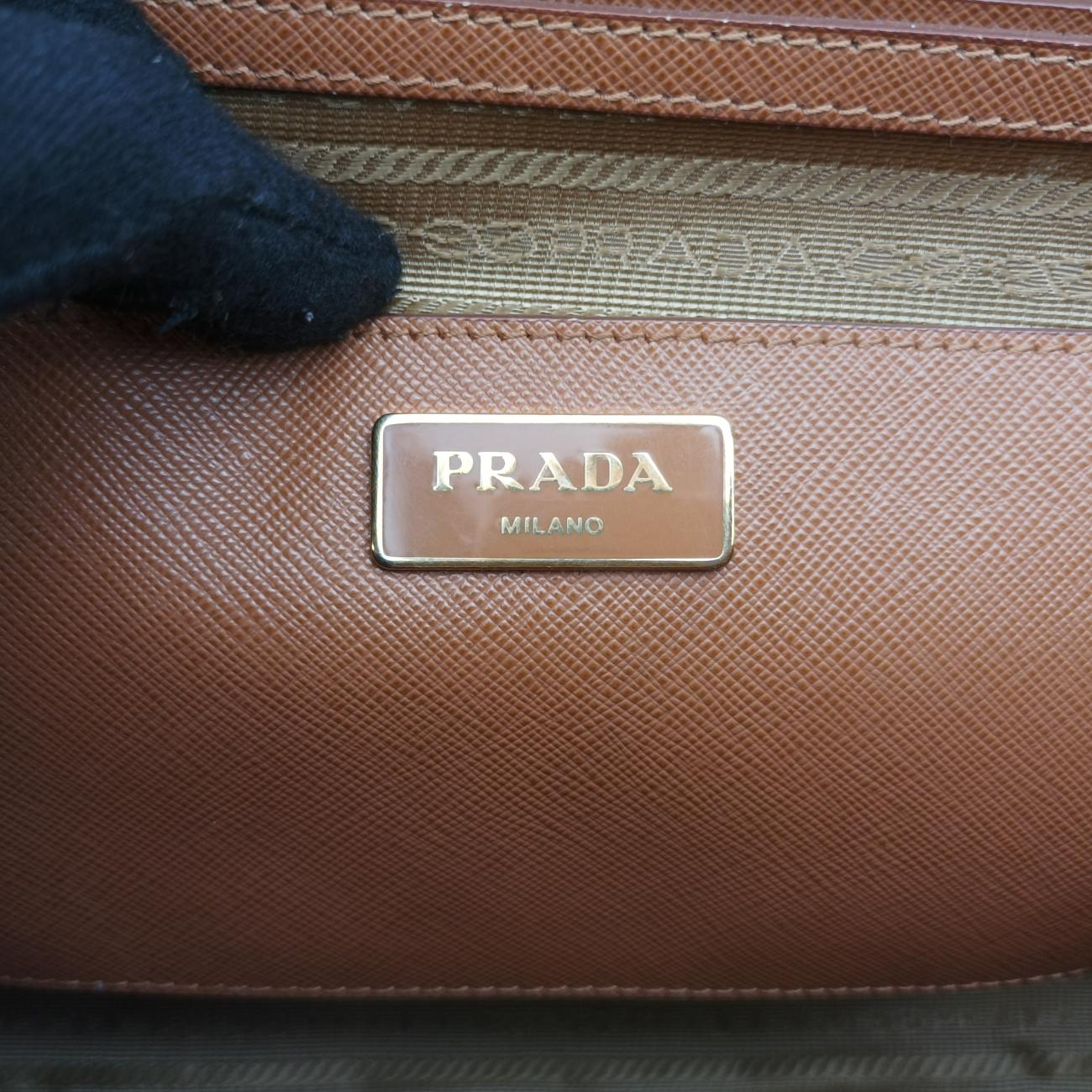 Vintage Prada Galleria beige×orange SAFFIANO　Leather B2274C shoulderbag | stylenewstar