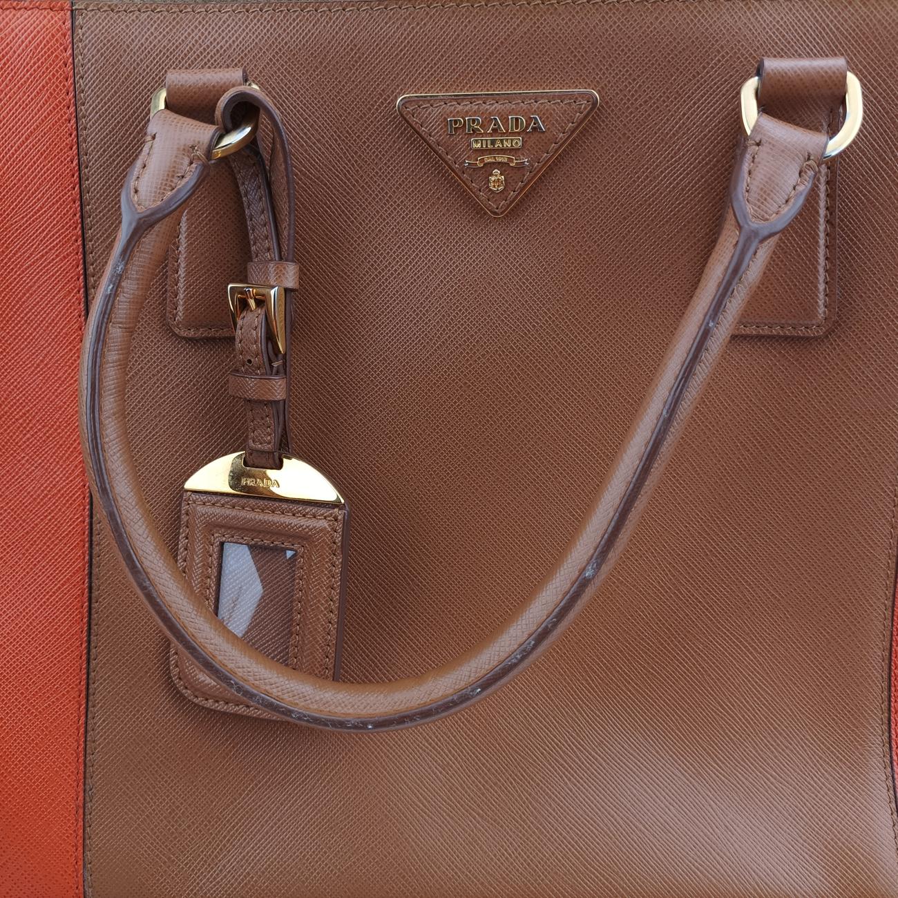 Vintage Prada Galleria beige×orange SAFFIANO　Leather B2274C shoulderbag | stylenewstar