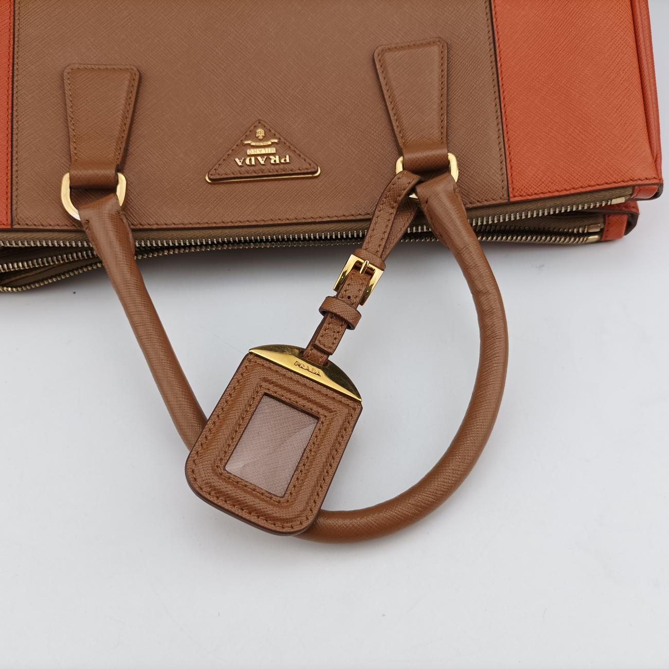 Vintage Prada Galleria beige×orange SAFFIANO　Leather B2274C shoulderbag | stylenewstar